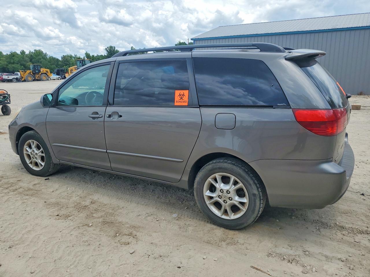 2004 Toyota Sienna Xle 7 Passenger Gray vin: 5TDBA22C14S017742