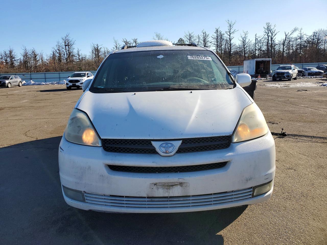 2005 Toyota Sienna Белый vin: 5TDBA22C15S053190
