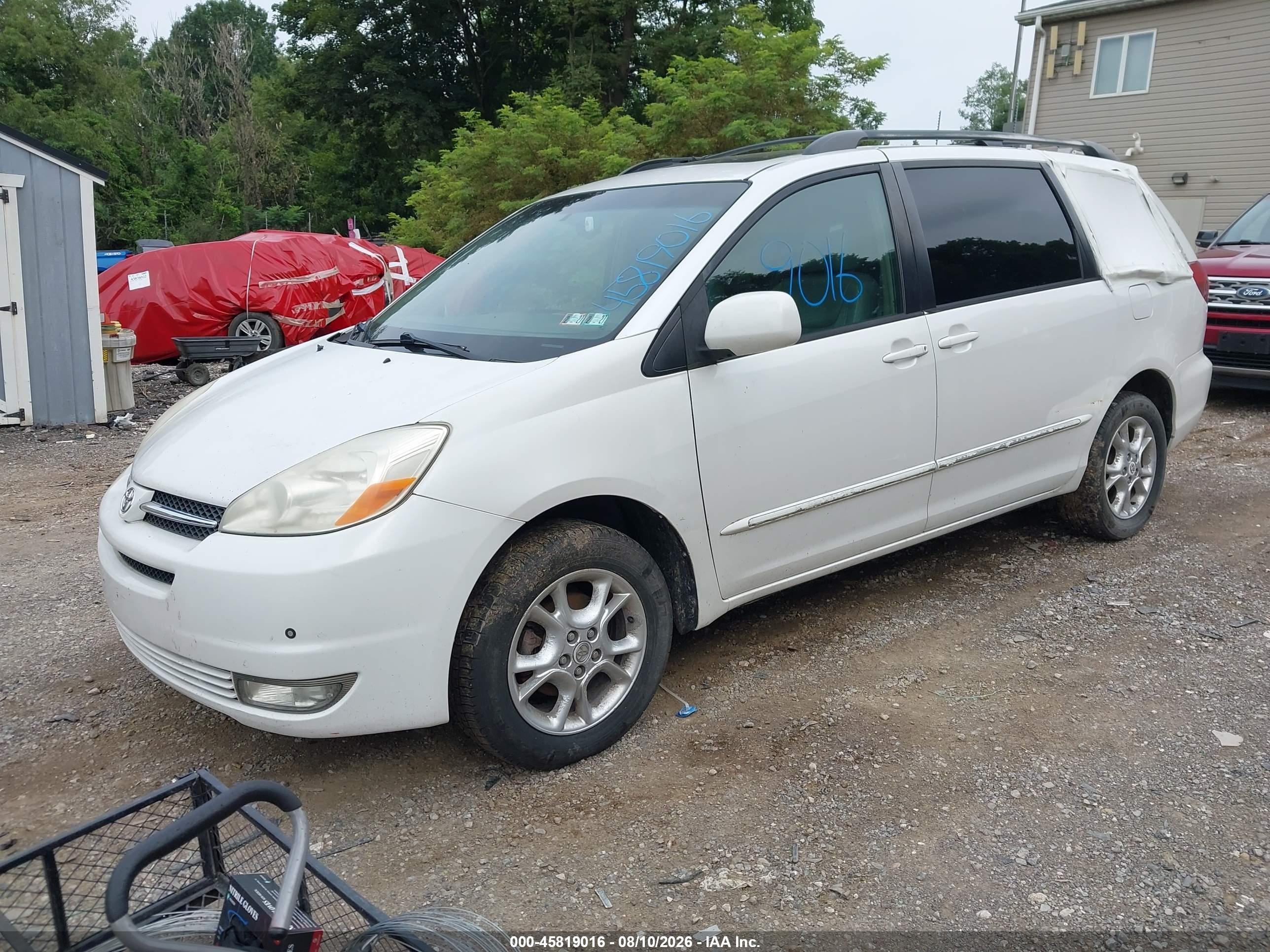 2004 Toyota Sienna Xle/xle Limited White vin: 5TDBA22C24S019046
