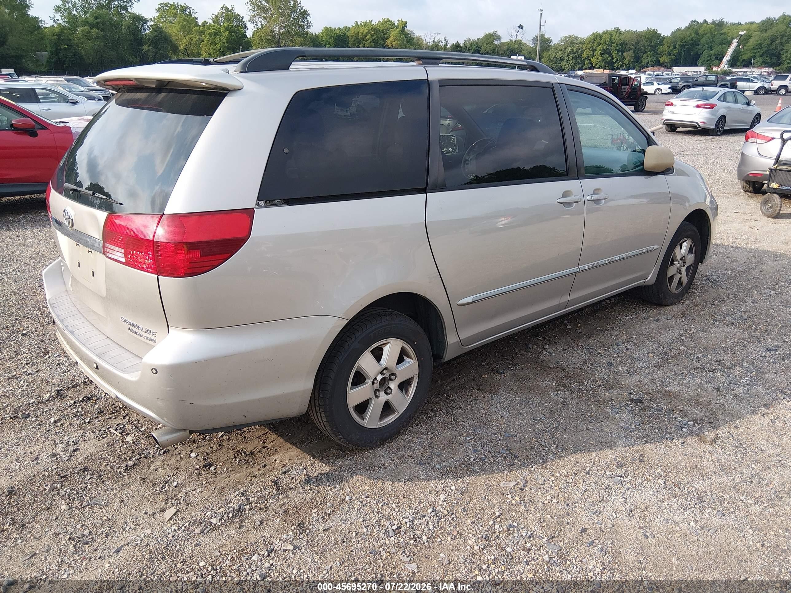 2005 Toyota Sienna Xle Limited Champagne vin: 5TDBA22C25S039296
