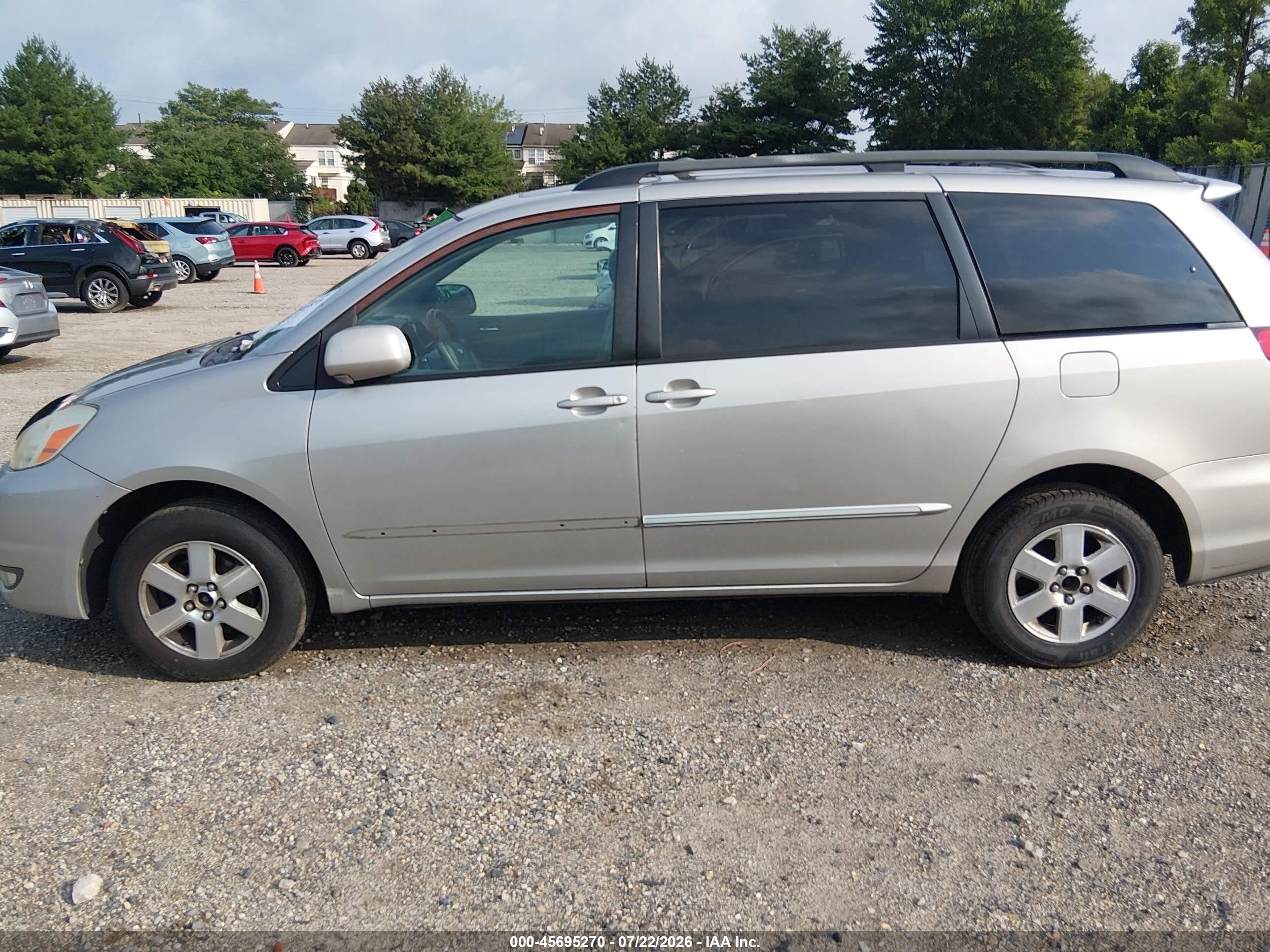 2005 Toyota Sienna Xle Limited Champagne vin: 5TDBA22C25S039296