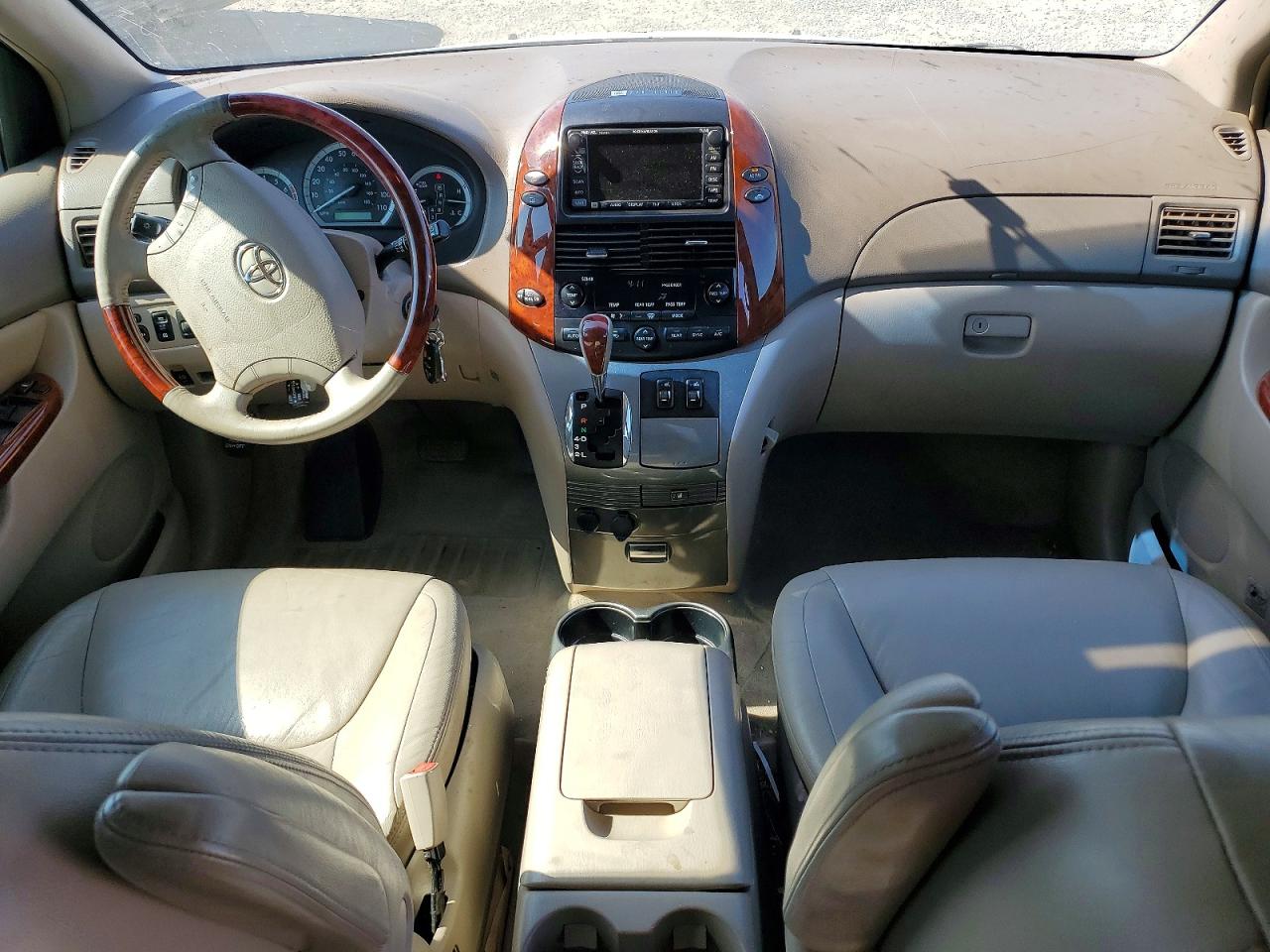 2004 Toyota Sienna Xle Limited 7 Passenger White vin: 5TDBA22C34S009173