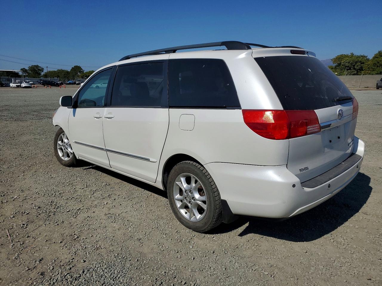 2004 Toyota Sienna Xle Limited 7 Passenger White vin: 5TDBA22C34S009173