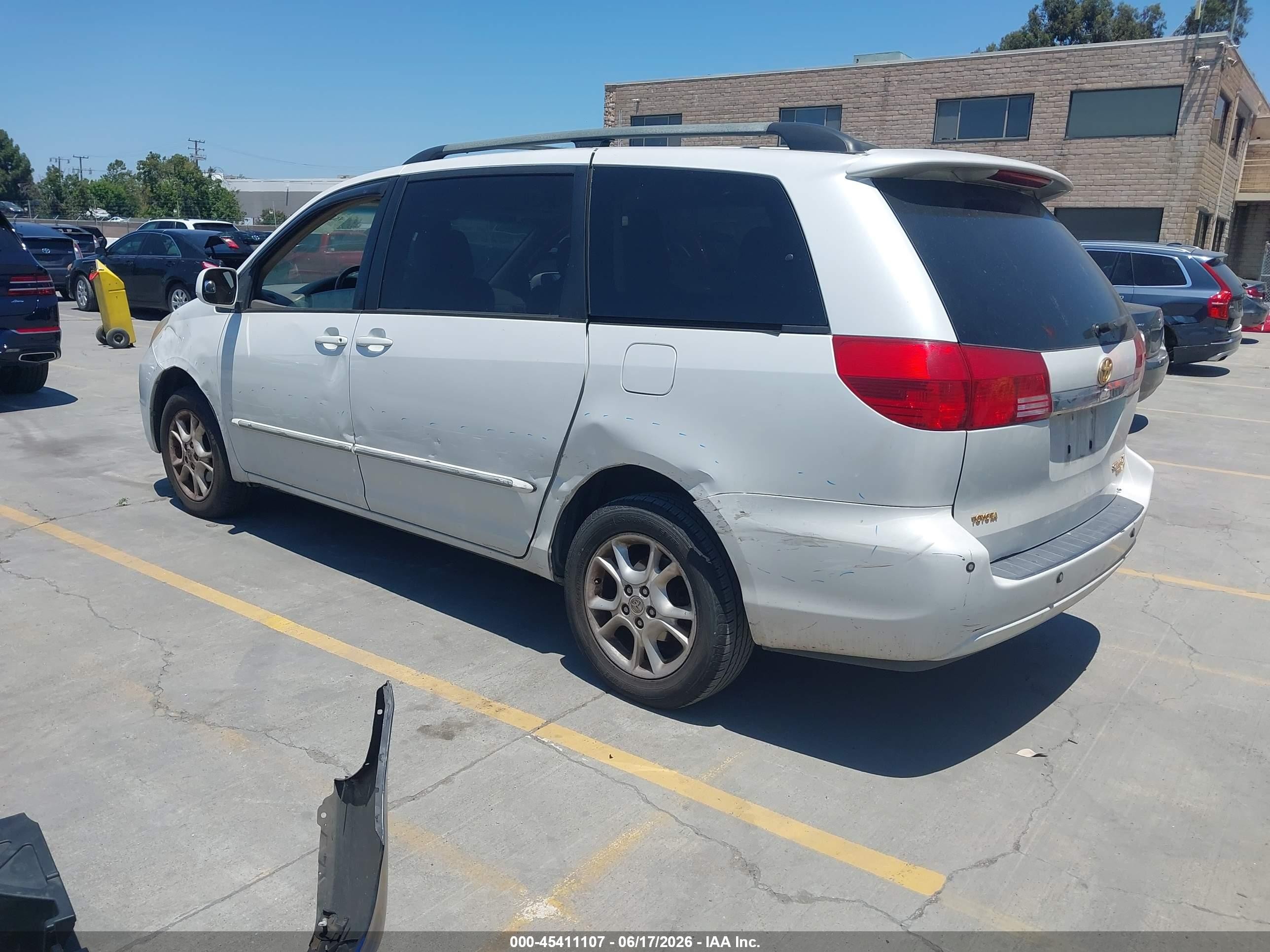 2004 Toyota Sienna Xle Limited White vin: 5TDBA22C34S010288