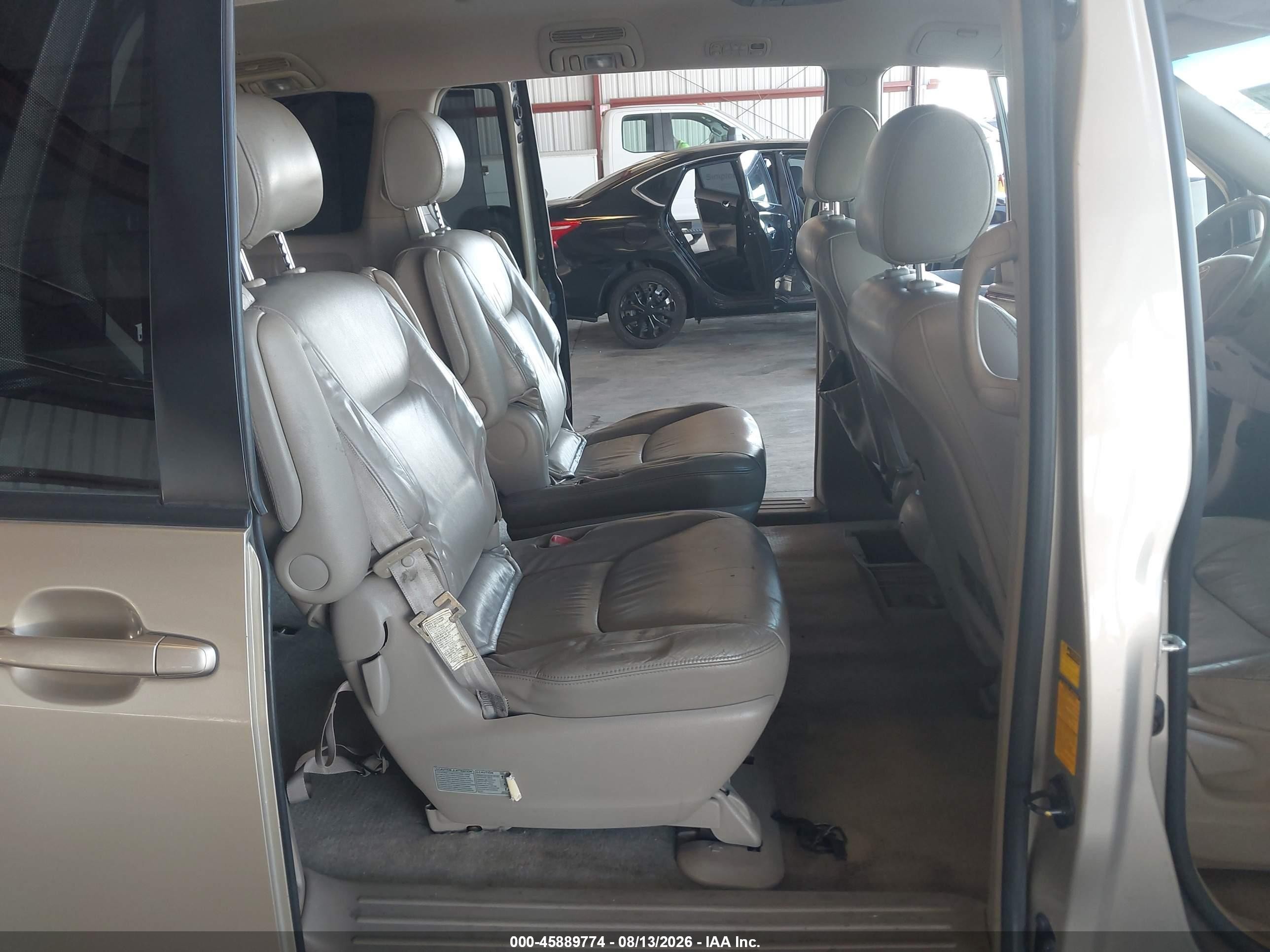 2004 Toyota Sienna Xle Gold vin: 5TDBA22C34S013417