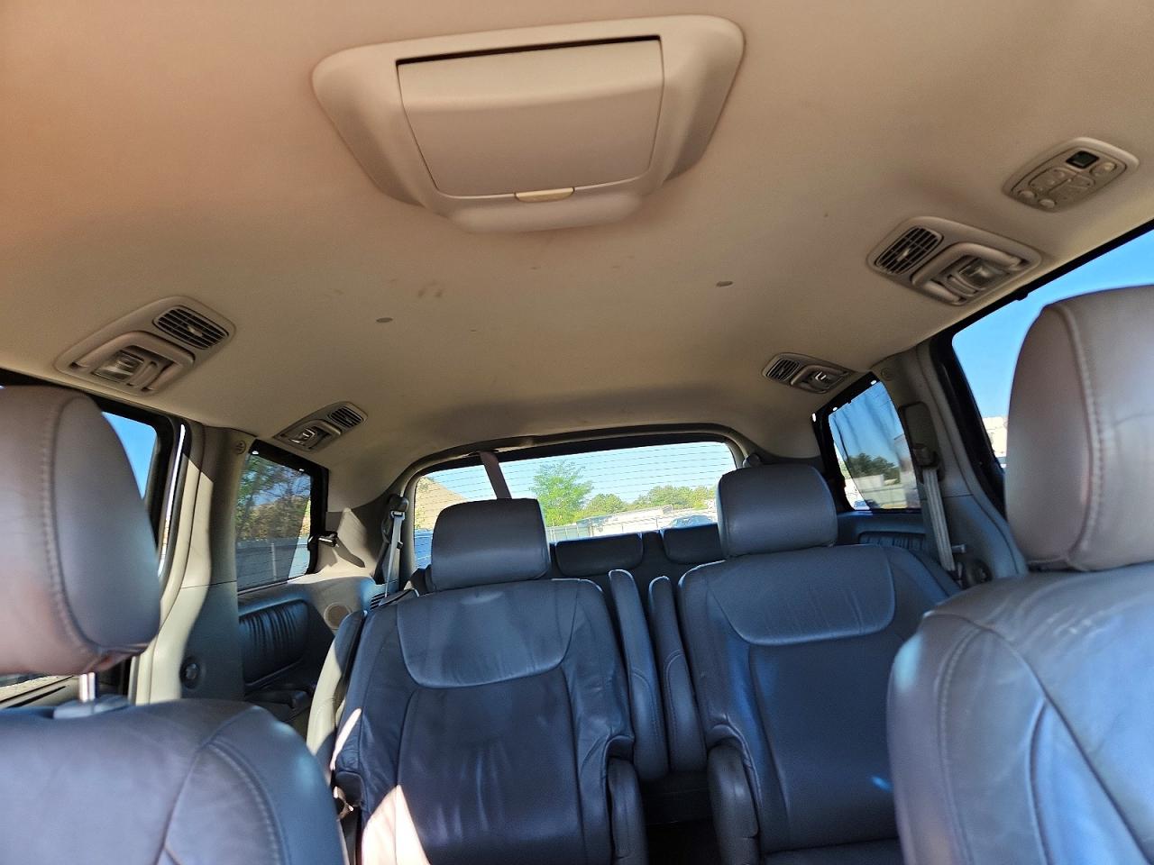 2005 Toyota Sienna Xle 7 Passenger Серебряный vin: 5TDBA22C35S051506