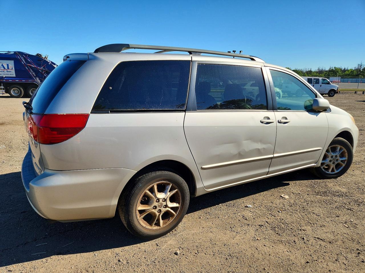2005 Toyota Sienna Xle 7 Passenger Серебряный vin: 5TDBA22C35S051506