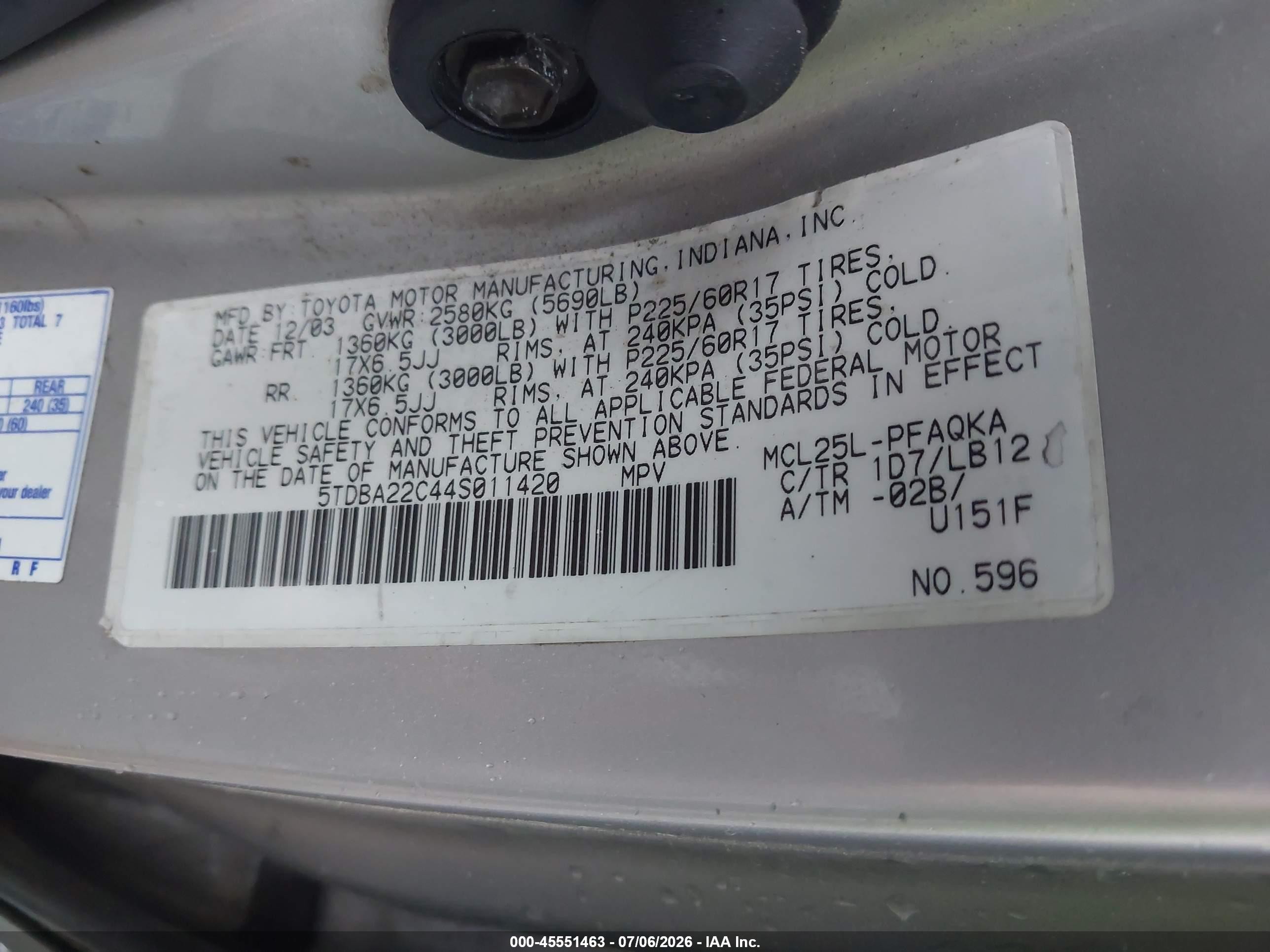2004 Toyota Sienna Xle Silver vin: 5TDBA22C44S011420