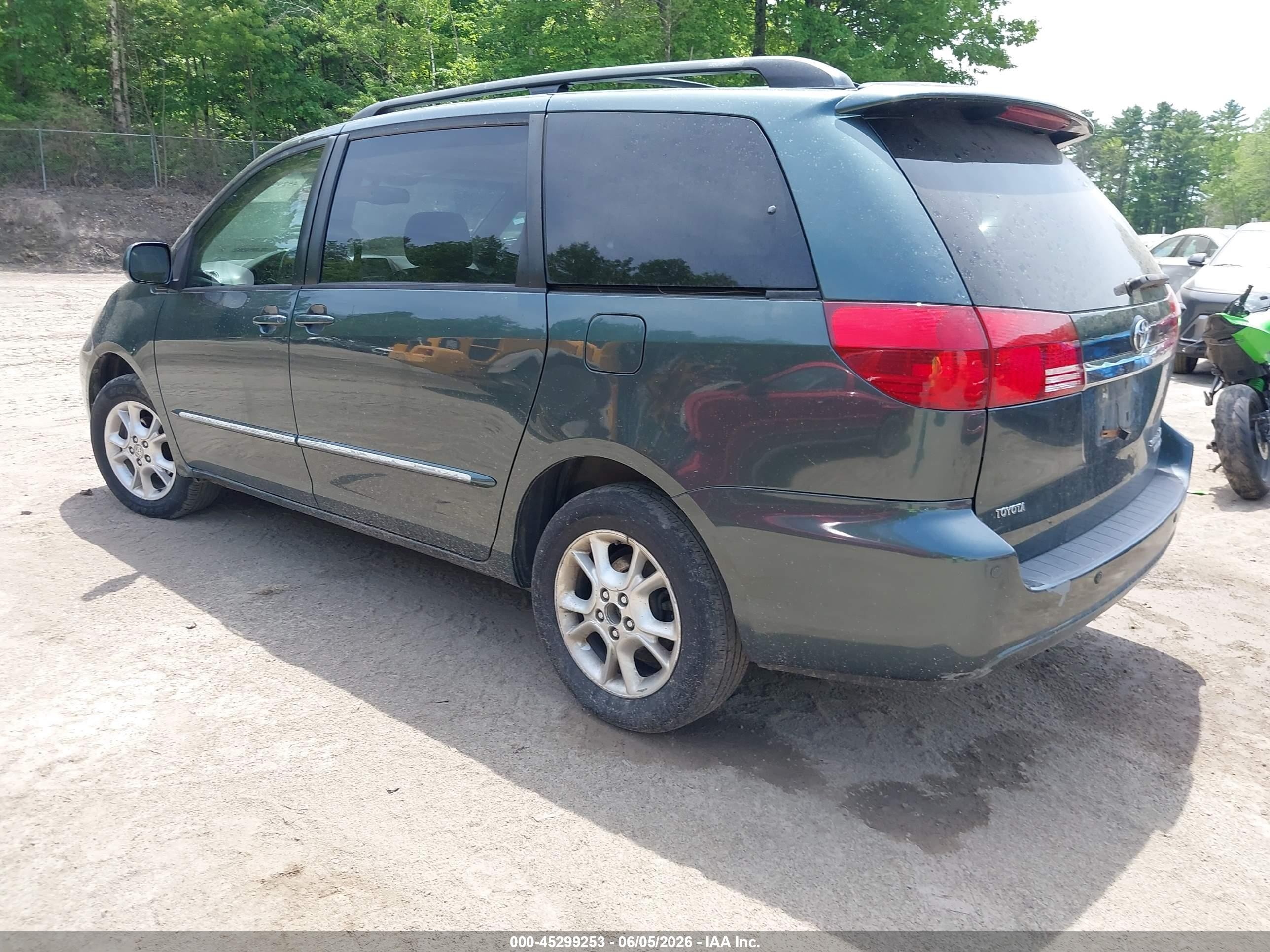 2004 Toyota Sienna Xle Limited Green vin: 5TDBA22C44S019923