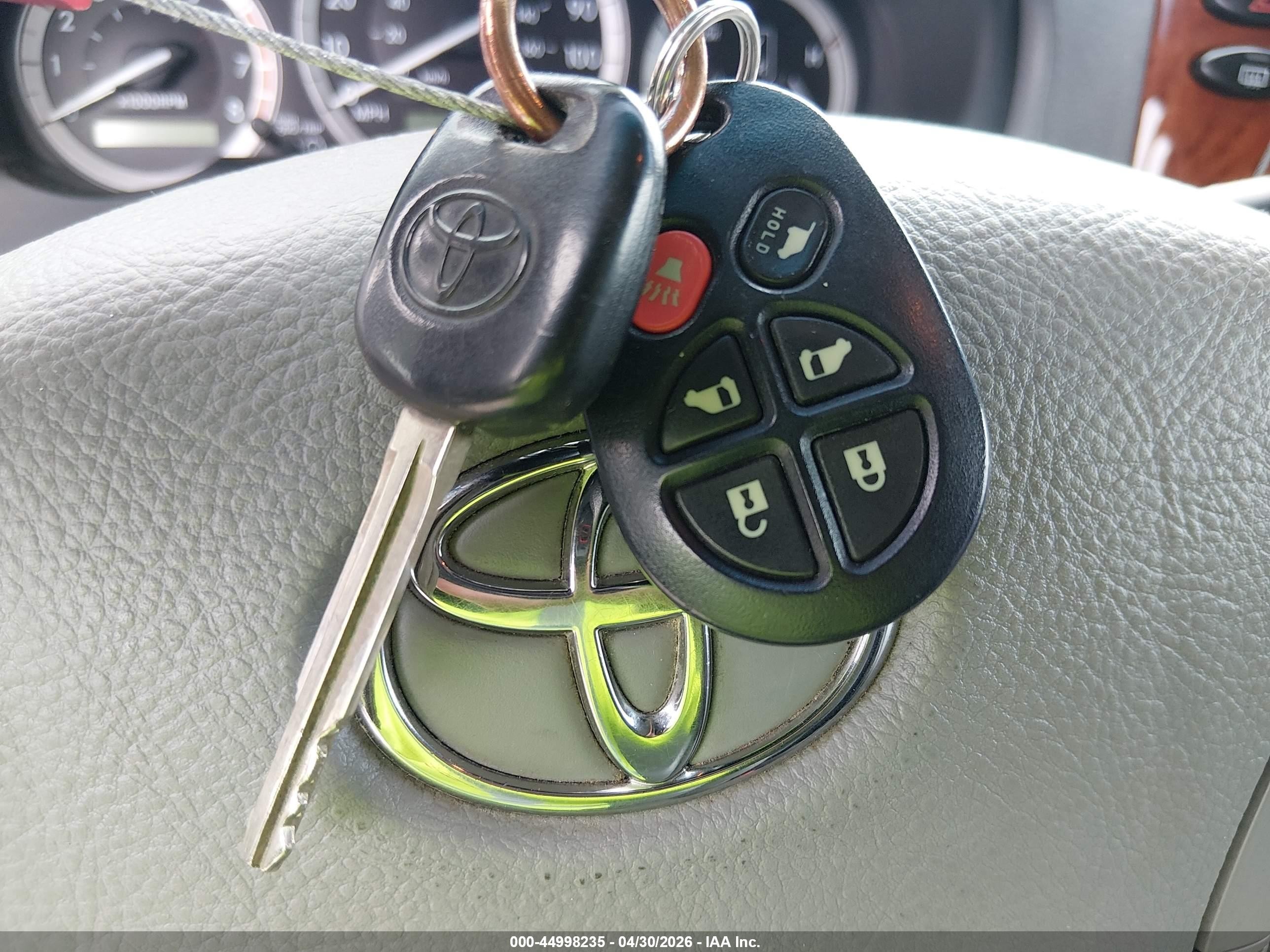 2005 Toyota Sienna Xle Limited Серый vin: 5TDBA22C45S030034