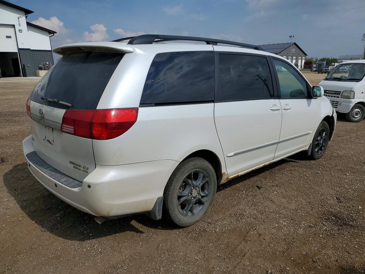 2005 Toyota Sienna Xle 7 Passenger White vin: 5TDBA22C45S042152