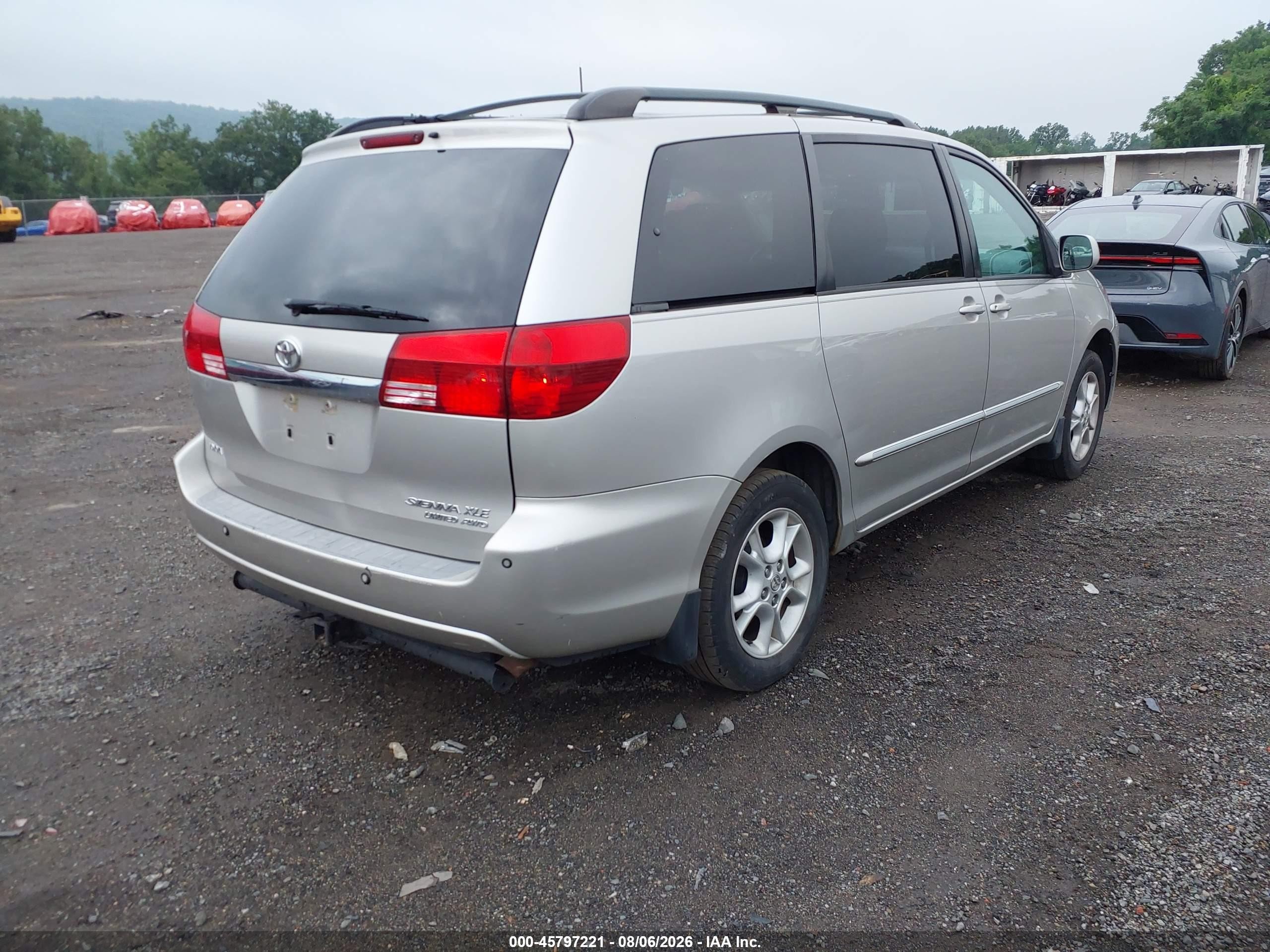 2005 Toyota Sienna Xle Limited Silver vin: 5TDBA22C45S048338