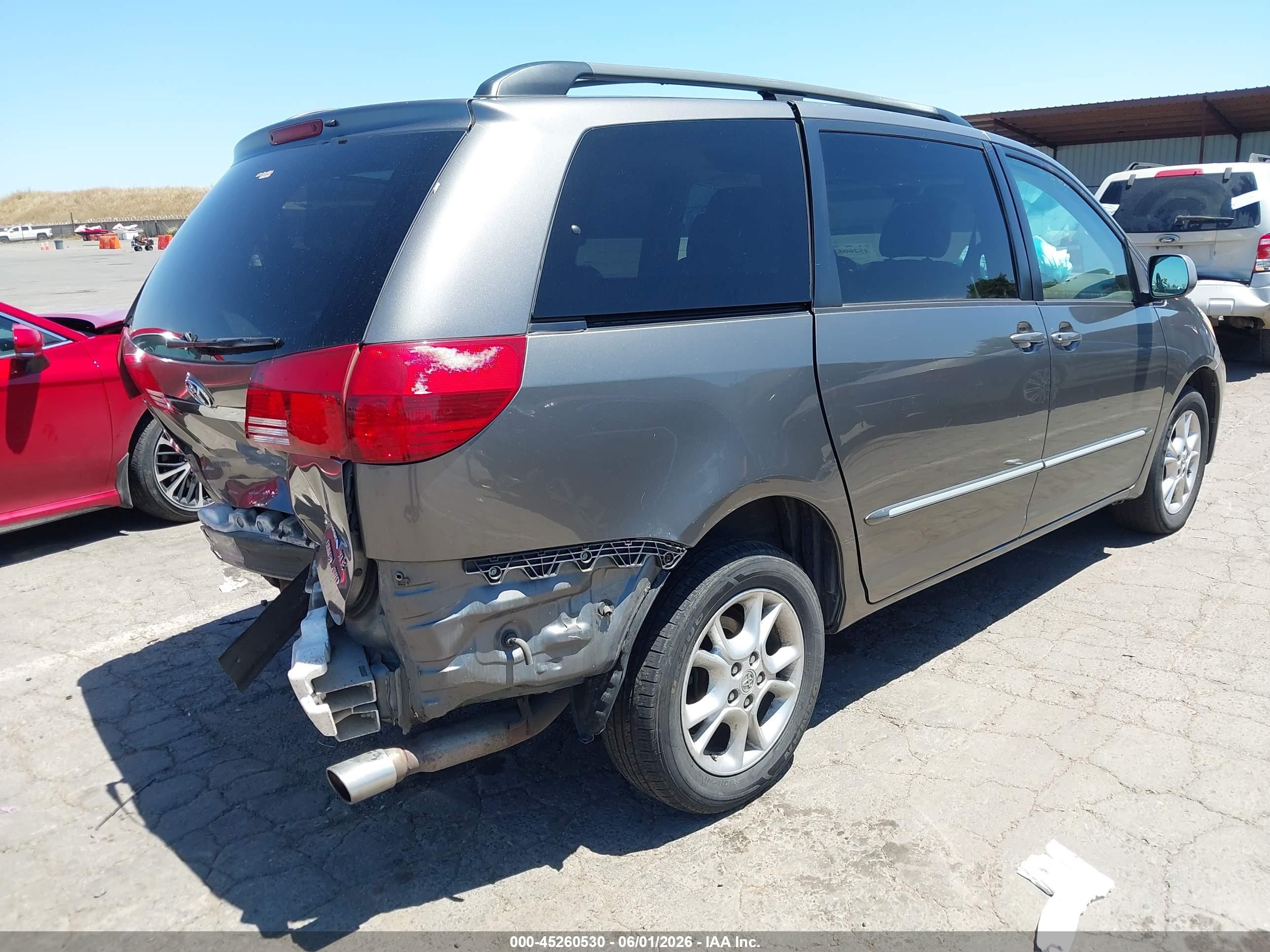 2005 Toyota Sienna Xle Limited Gray vin: 5TDBA22C45S052339
