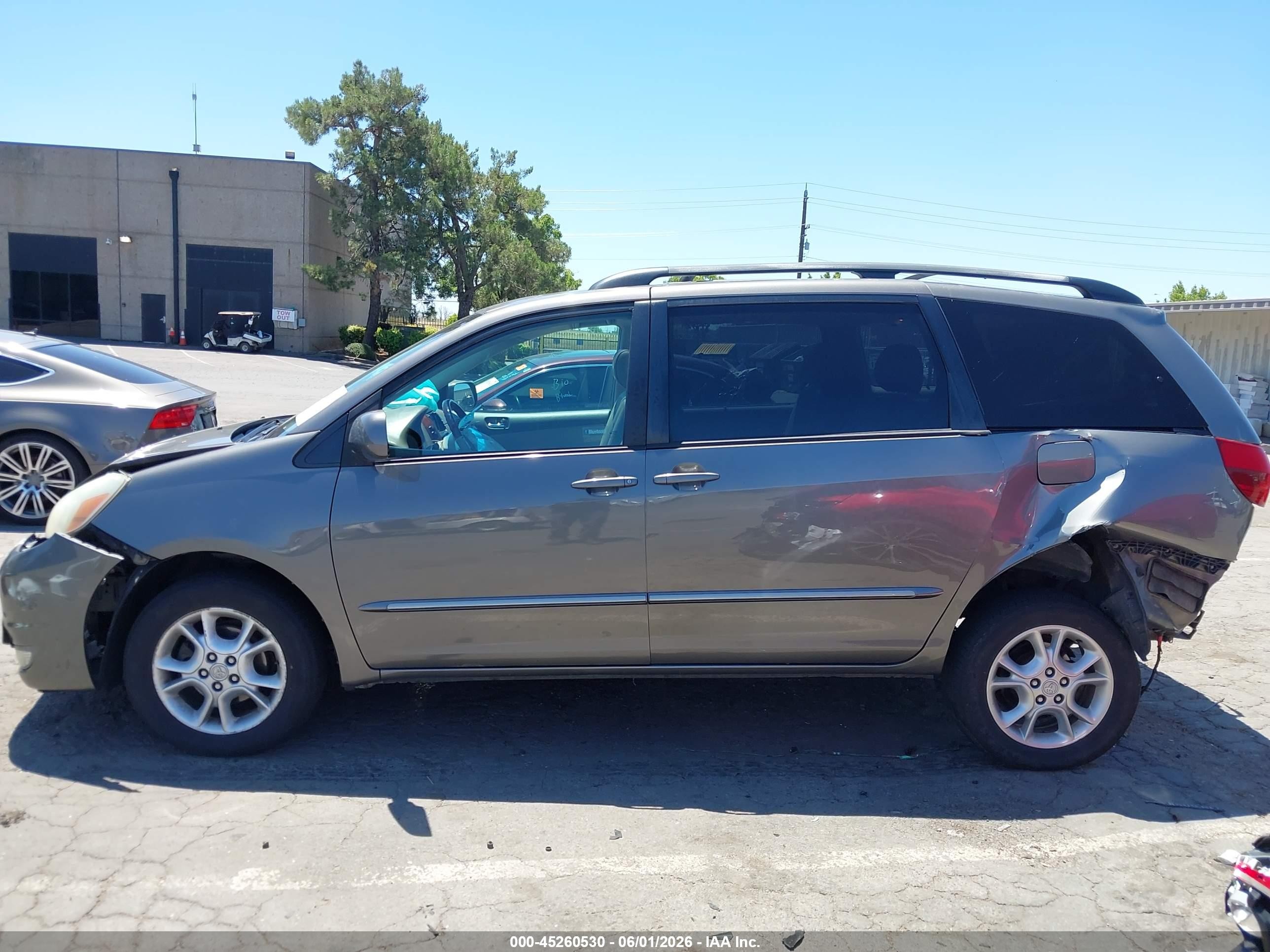 2005 Toyota Sienna Xle Limited Gray vin: 5TDBA22C45S052339