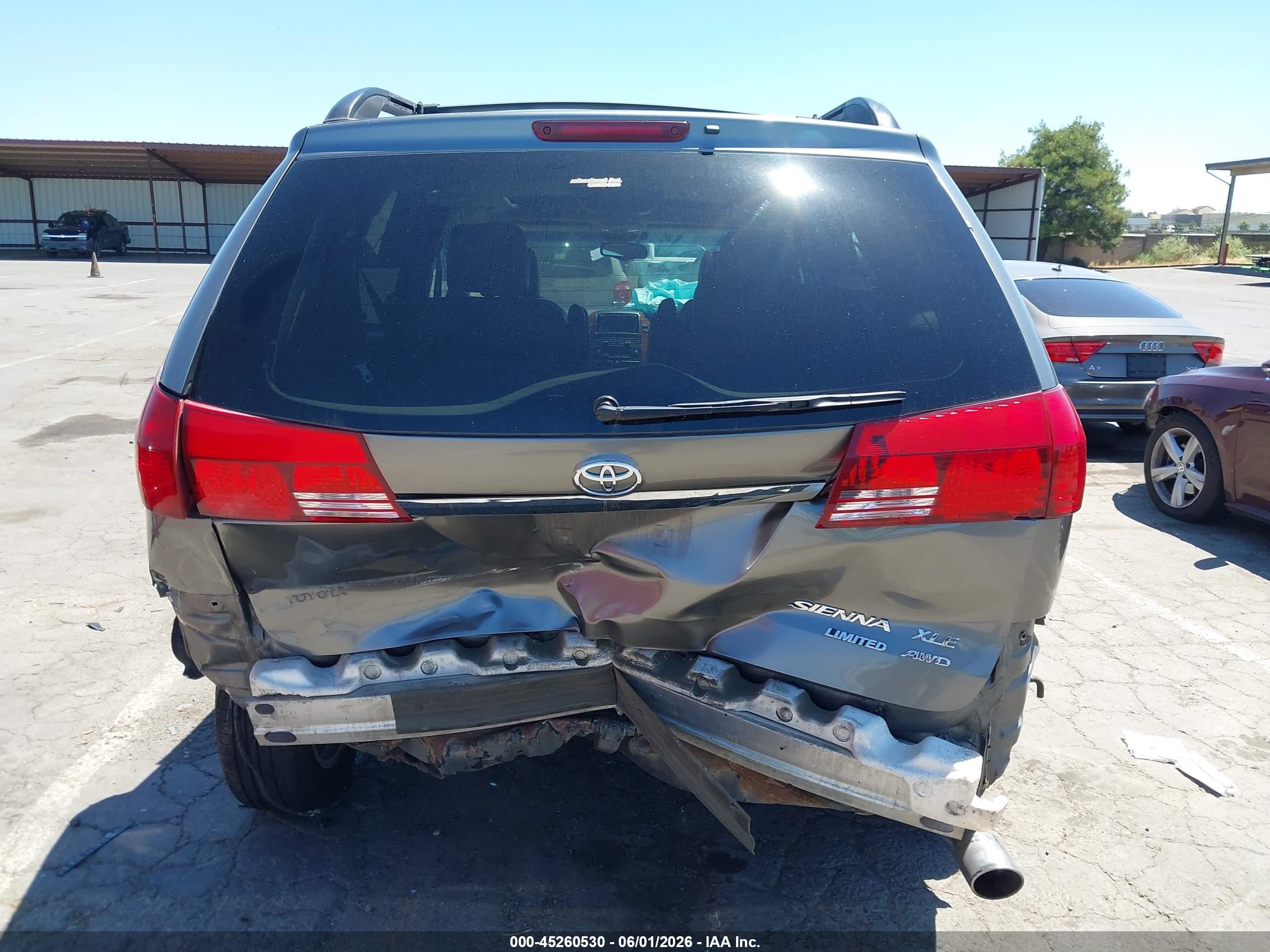 2005 Toyota Sienna Xle Limited Gray vin: 5TDBA22C45S052339