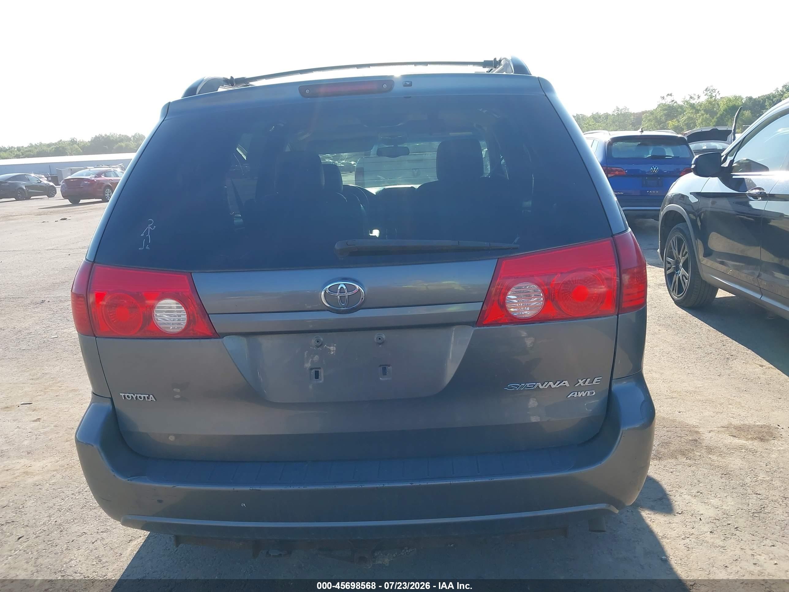 2004 Toyota Sienna Xle Gray vin: 5TDBA22C54S005111