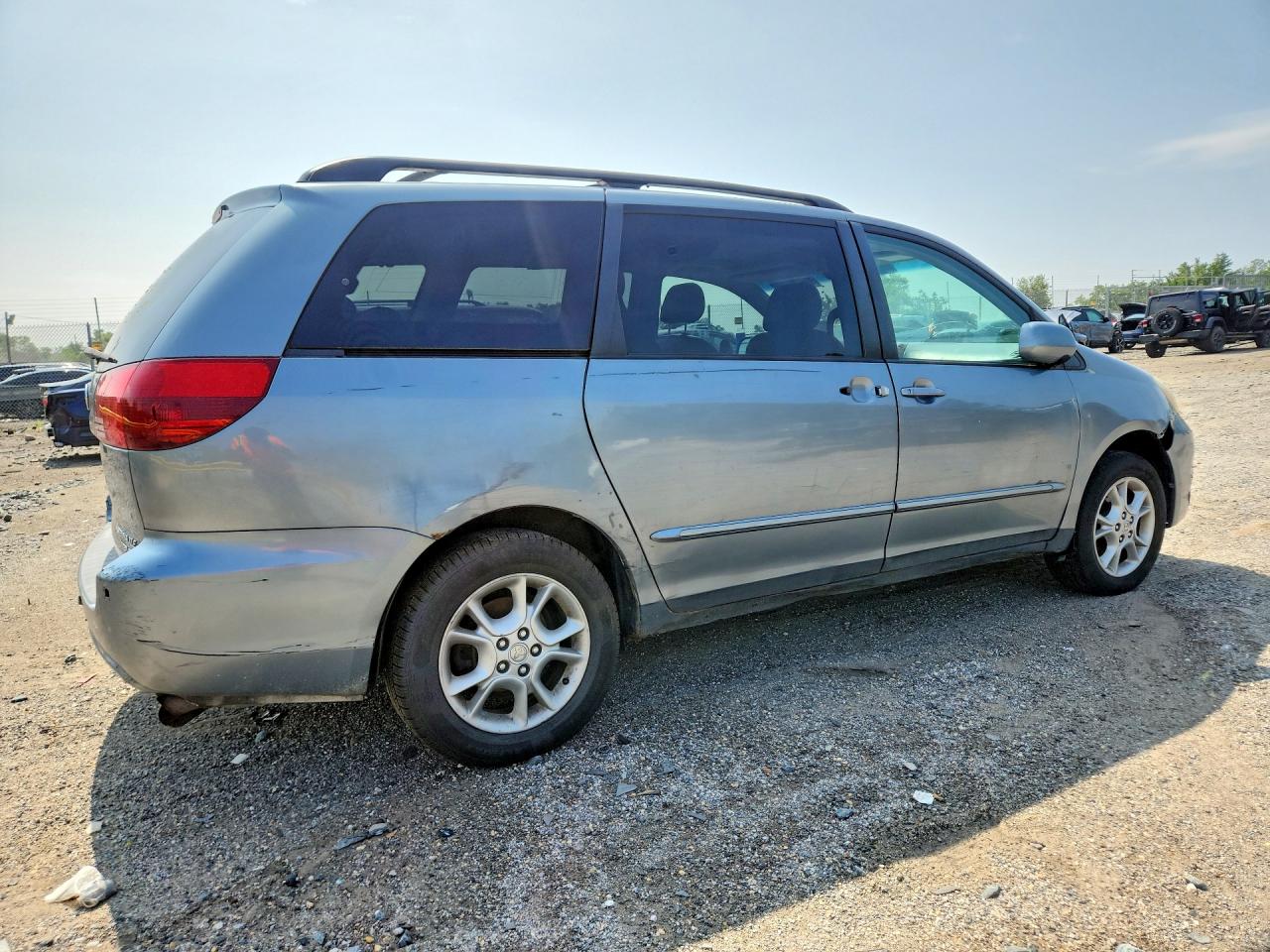 2004 Toyota Sienna Xle Limited 7 Passenger Blue vin: 5TDBA22C54S012740