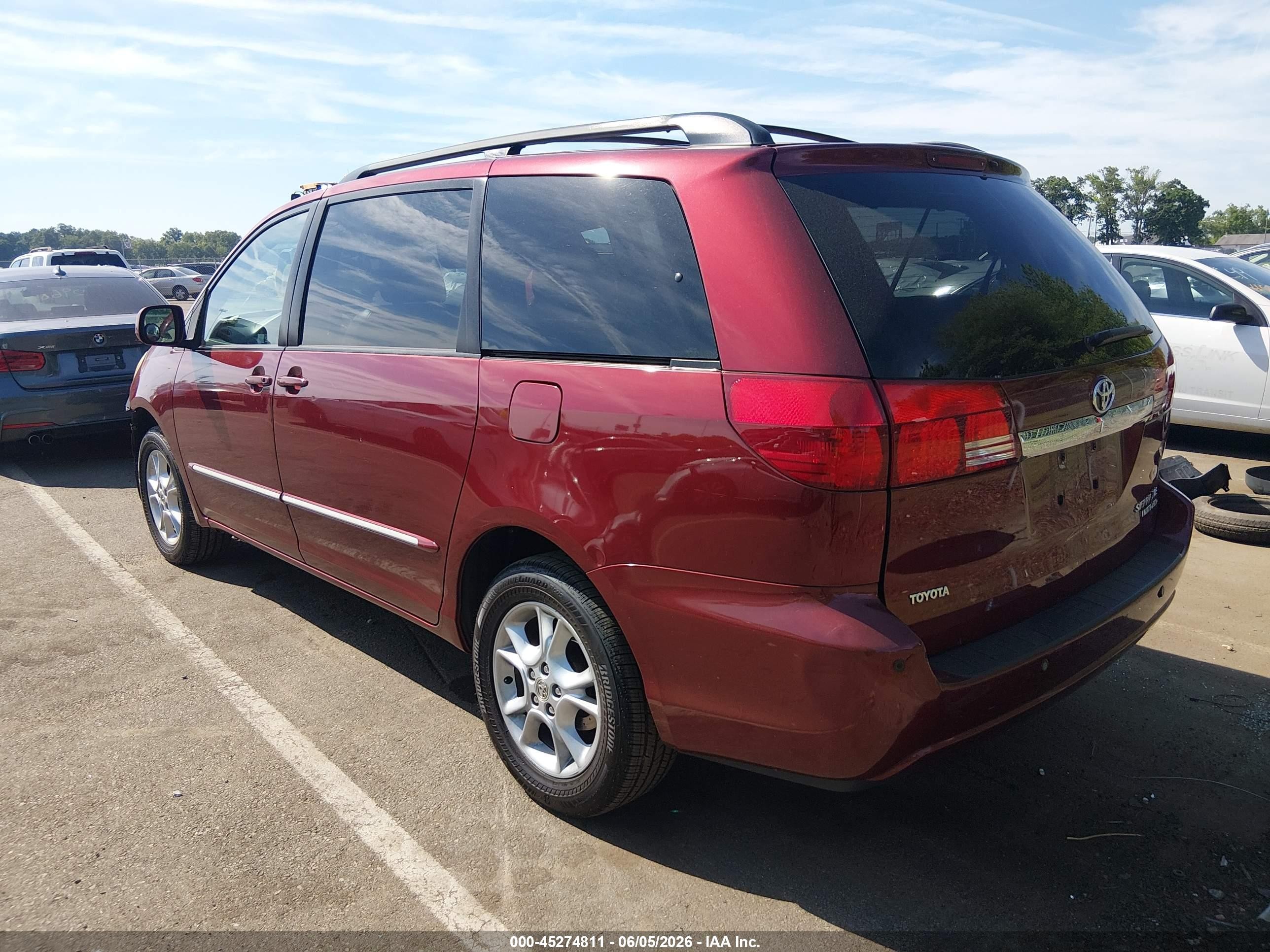 2004 Toyota Sienna Xle Limited Red vin: 5TDBA22C54S025388