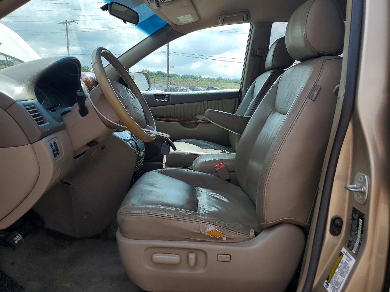 2005 Toyota Sienna Xle 7 Passenger Gold vin: 5TDBA22C55S036134