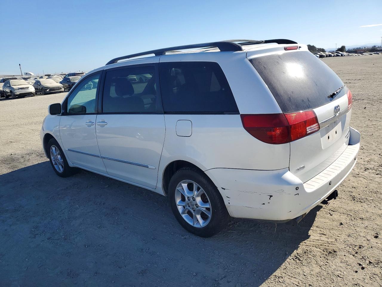 2005 Toyota Sienna Xle Limited 7 Passenger White vin: 5TDBA22C55S047621