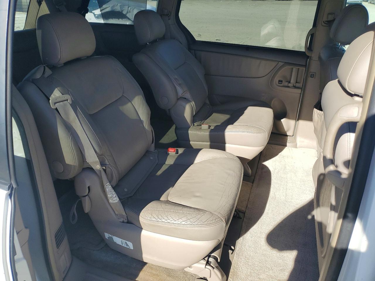 2005 Toyota Sienna Xle Limited 7 Passenger White vin: 5TDBA22C55S047621