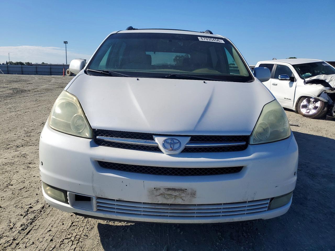2005 Toyota Sienna Xle Limited 7 Passenger White vin: 5TDBA22C55S047621