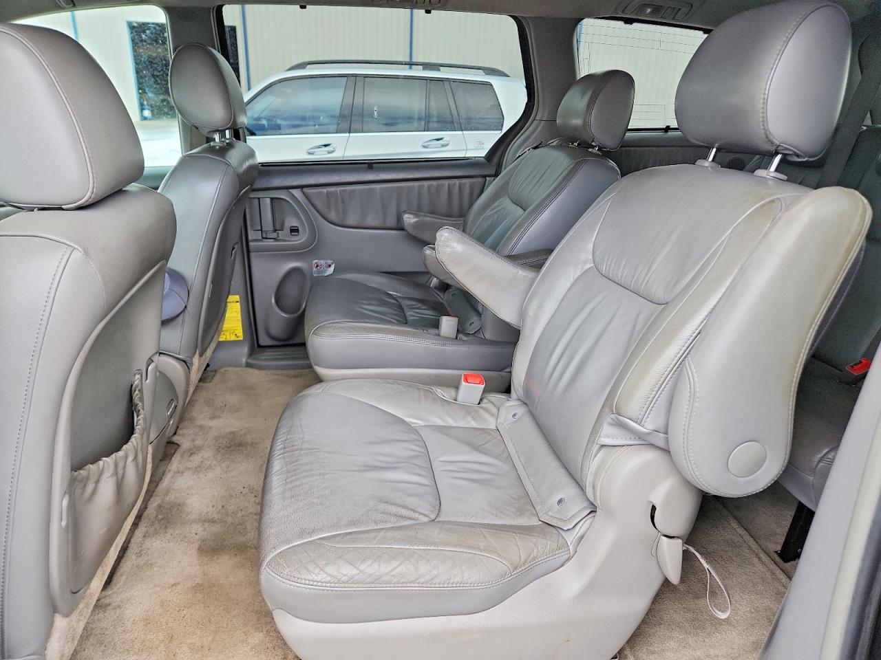 2006 Toyota Sienna Xle 7 Passenger Blue vin: 5TDBA22C56S057891