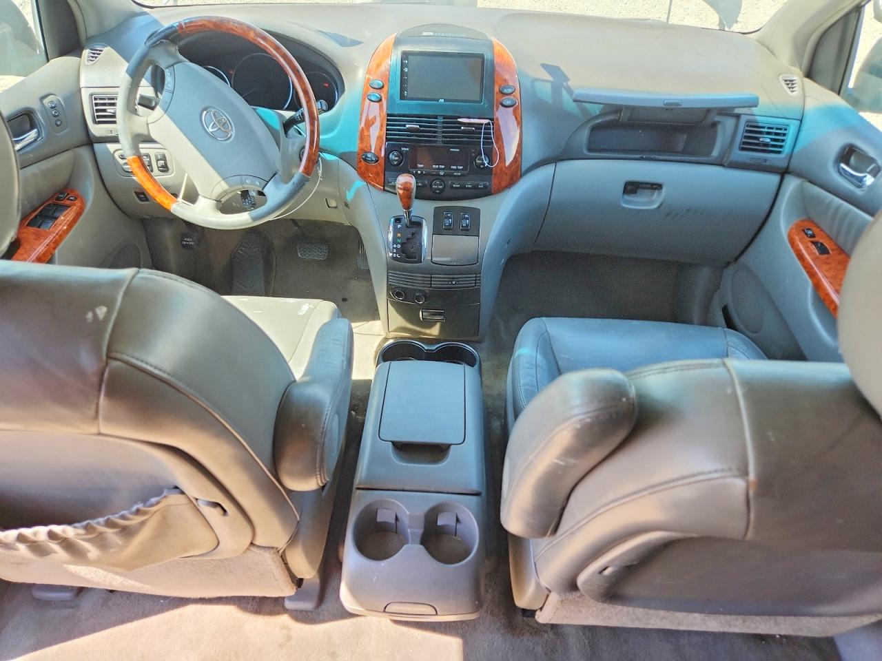 2006 Toyota Sienna Xle Limited 7 Passenger Gray vin: 5TDBA22C56S058295