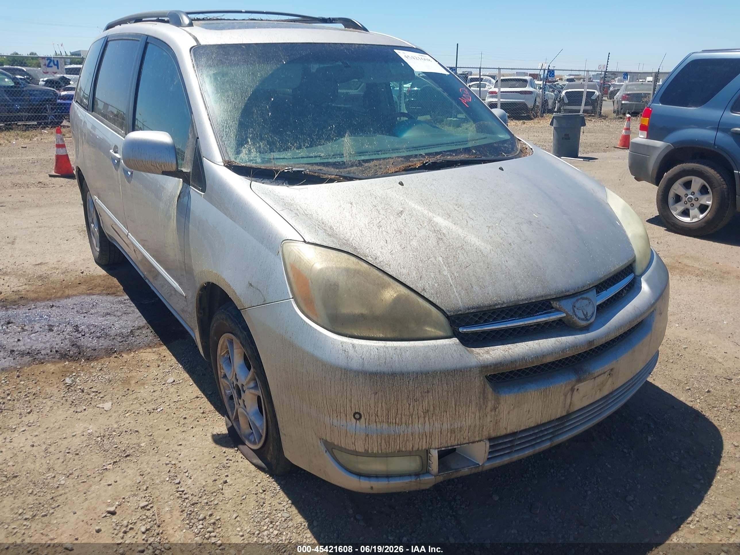 2004 Toyota Sienna Xle Limited Silver vin: 5TDBA22C64S010687