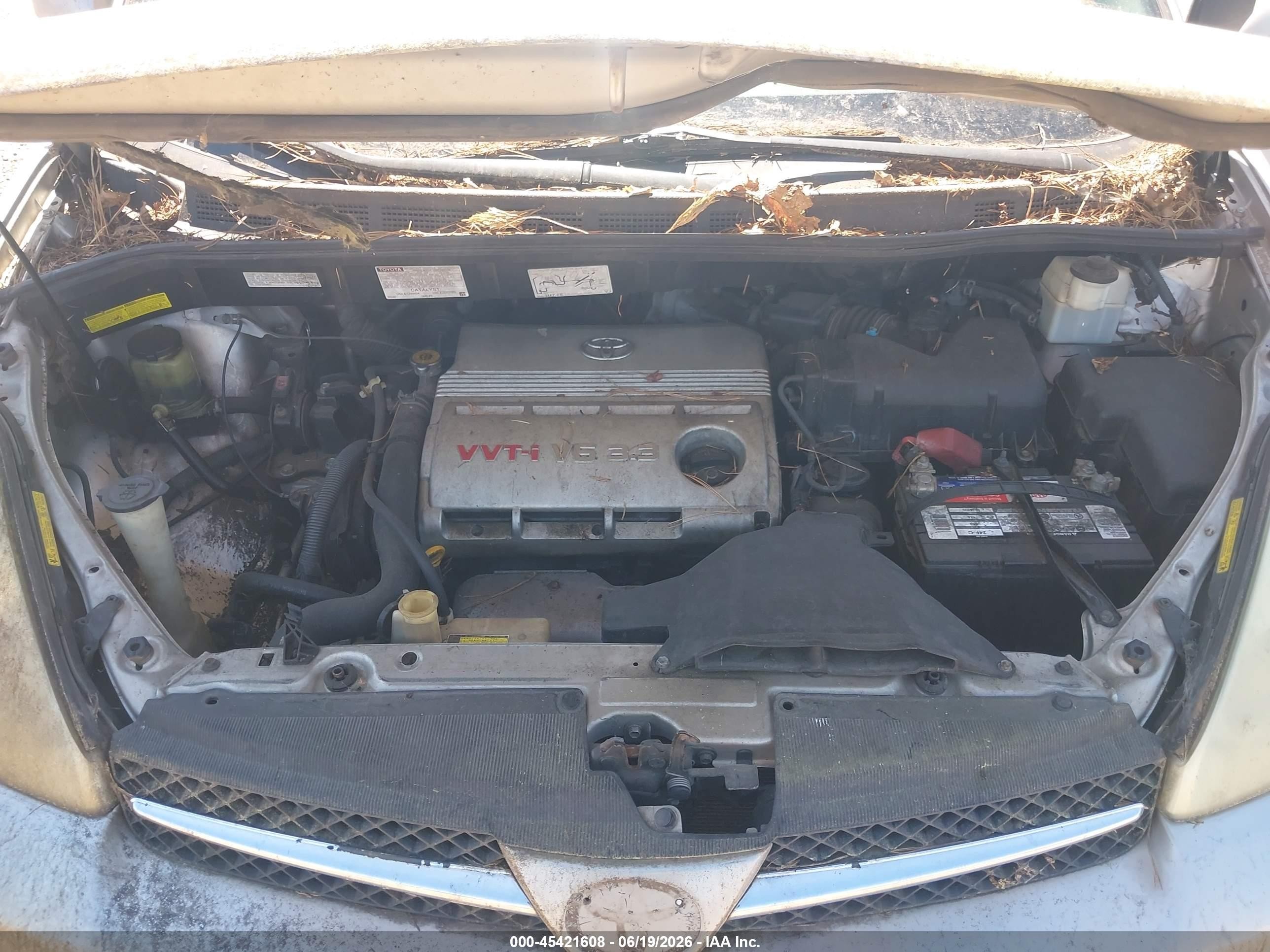 2004 Toyota Sienna Xle Limited Silver vin: 5TDBA22C64S010687