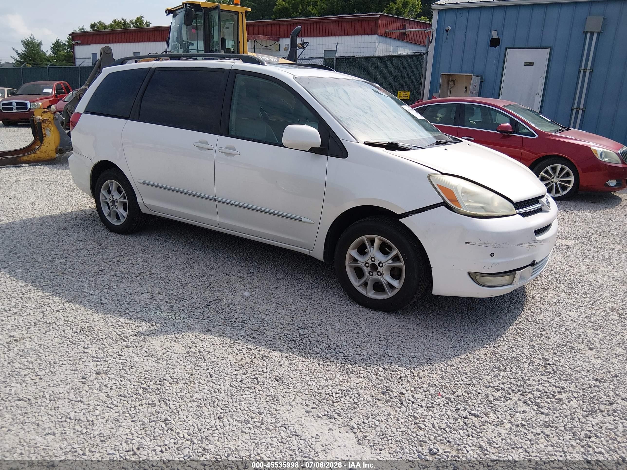 2004 Toyota Sienna Xle Limited White vin: 5TDBA22C64S011239