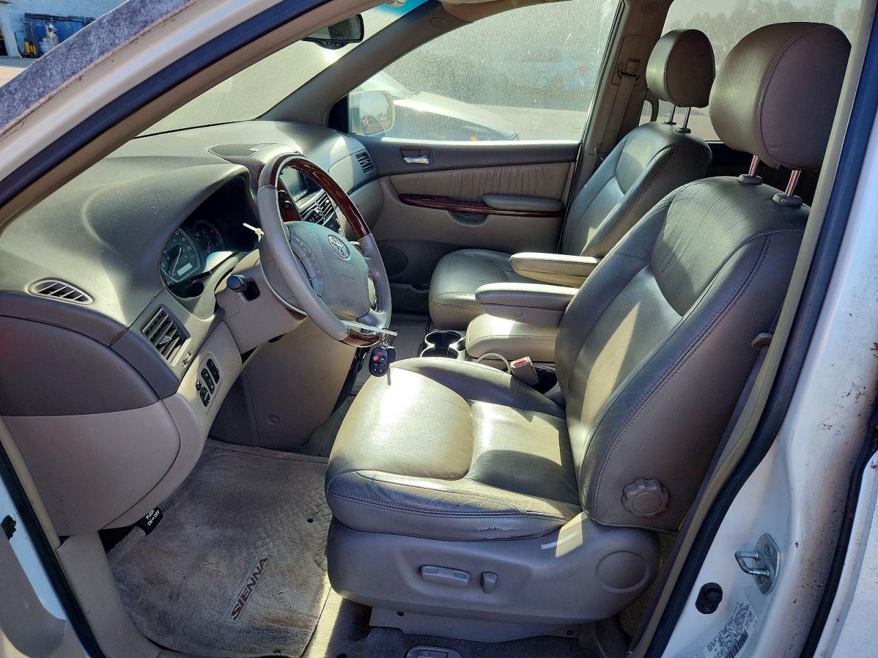 2004 Toyota Sienna Xle Limited 7 Passenger White vin: 5TDBA22C64S020426