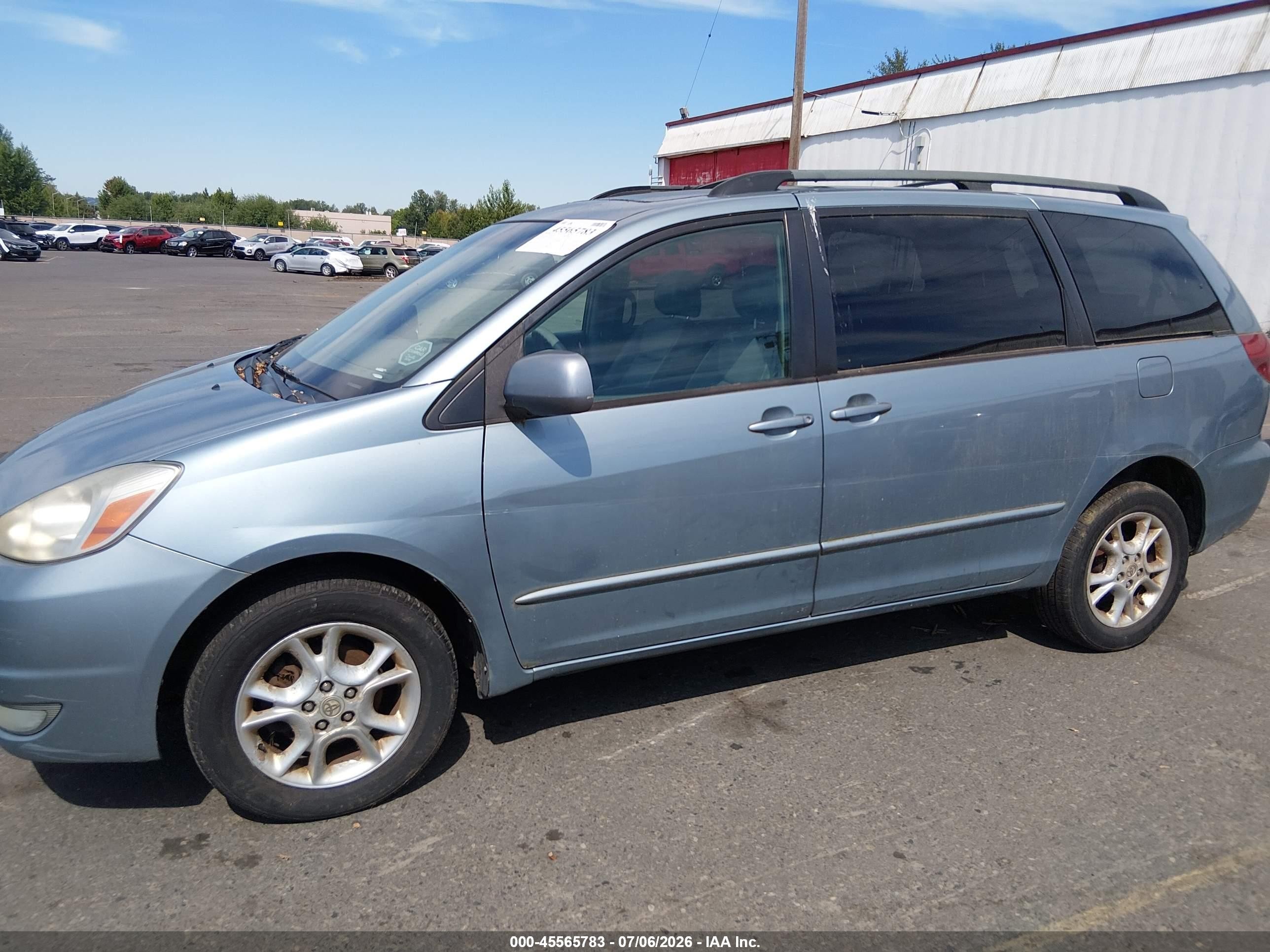 2005 Toyota Sienna Xle Blue vin: 5TDBA22C65S035526