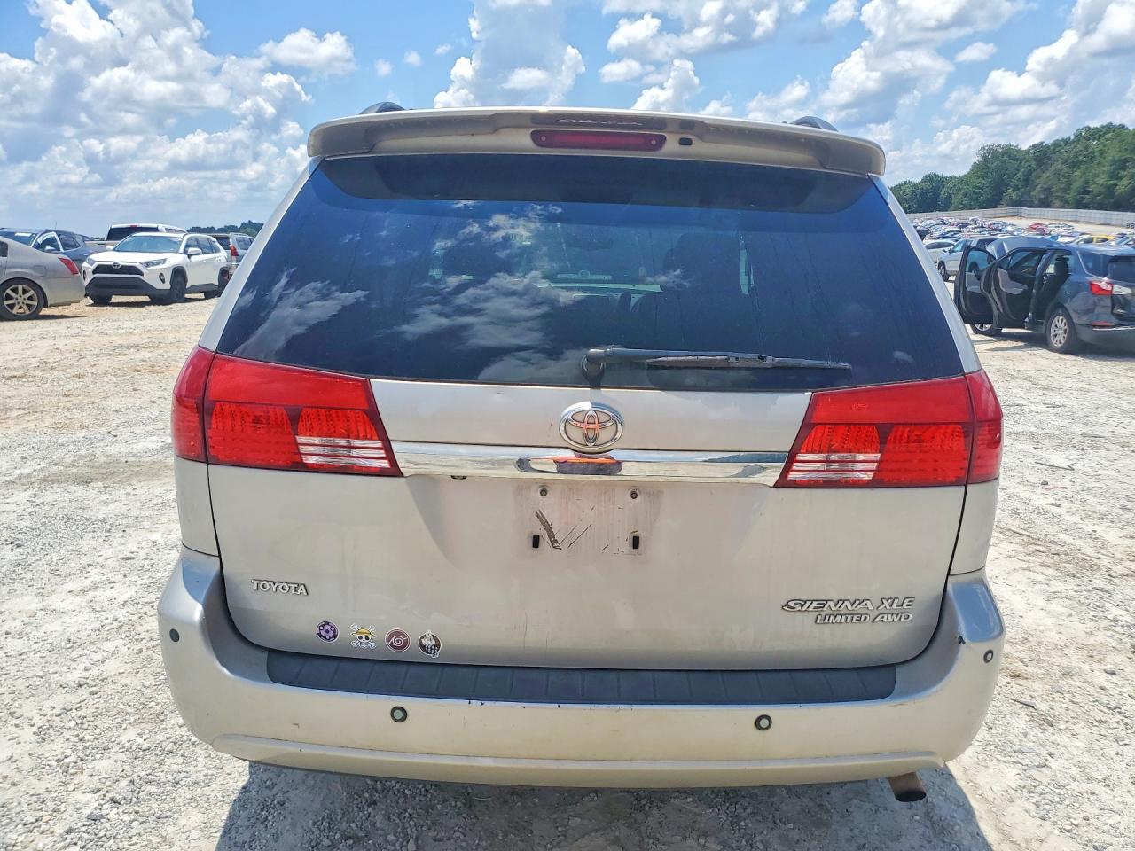 2005 Toyota Sienna Xle Limited 7 Passenger Silver vin: 5TDBA22C65S047739