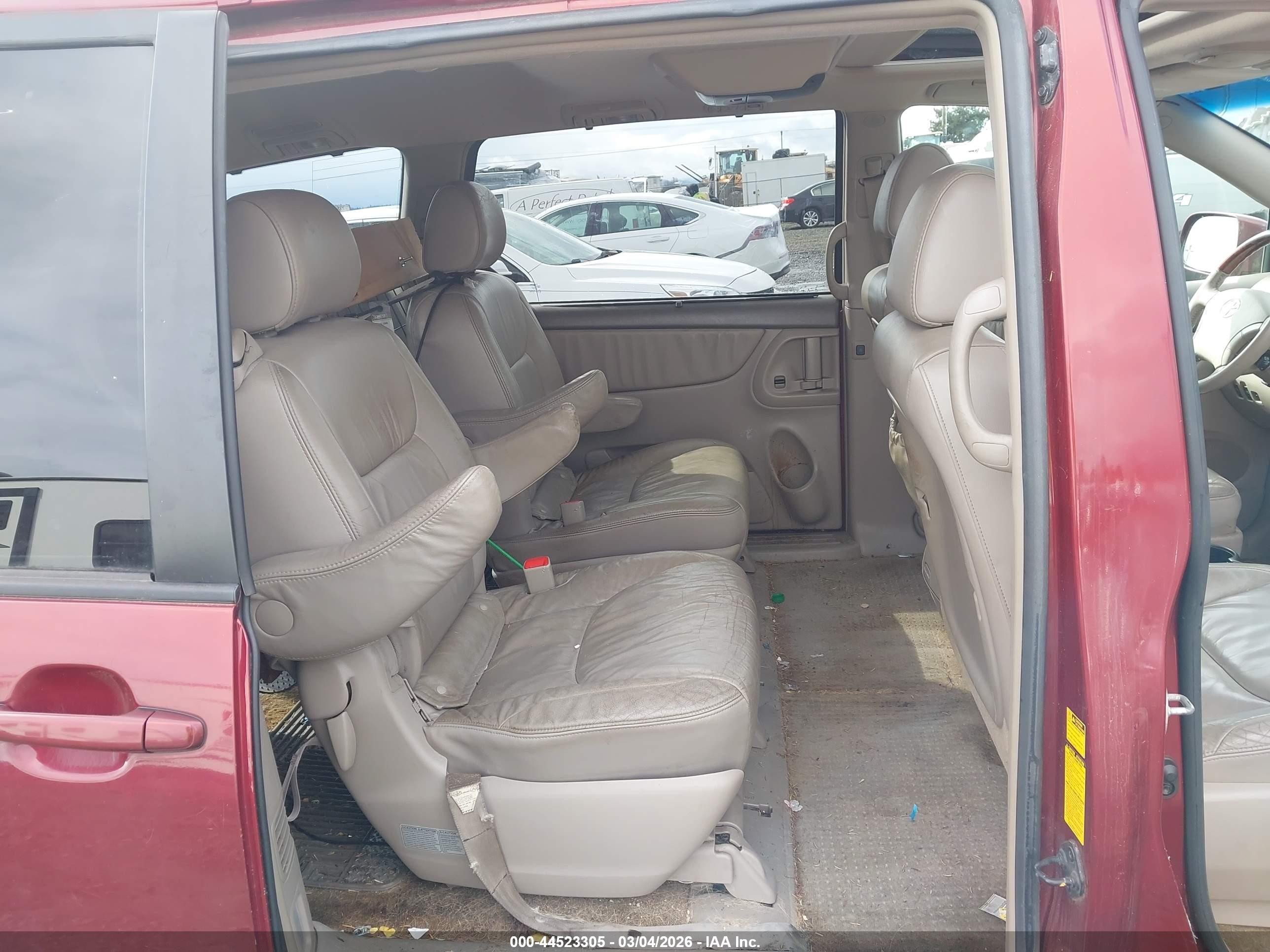 2005 Toyota Sienna Xle Limited Red vin: 5TDBA22C65S050236