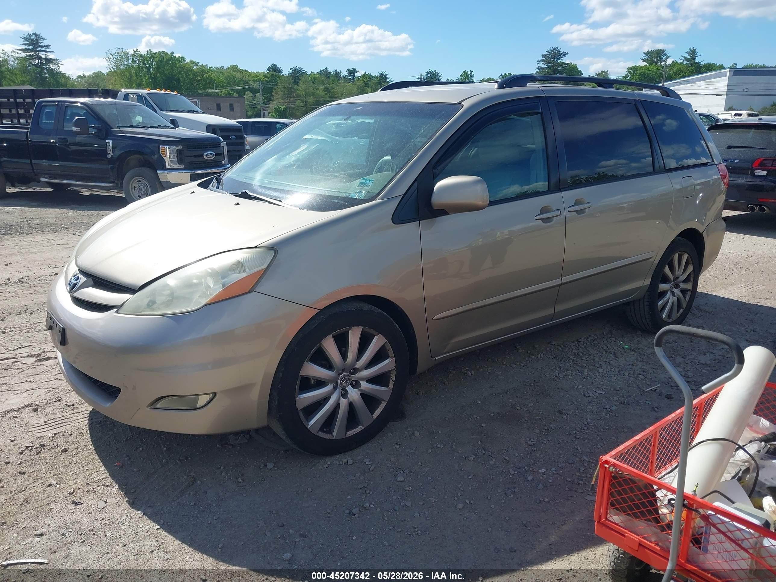 2006 Toyota Sienna Xle Золотой vin: 5TDBA22C66S071993