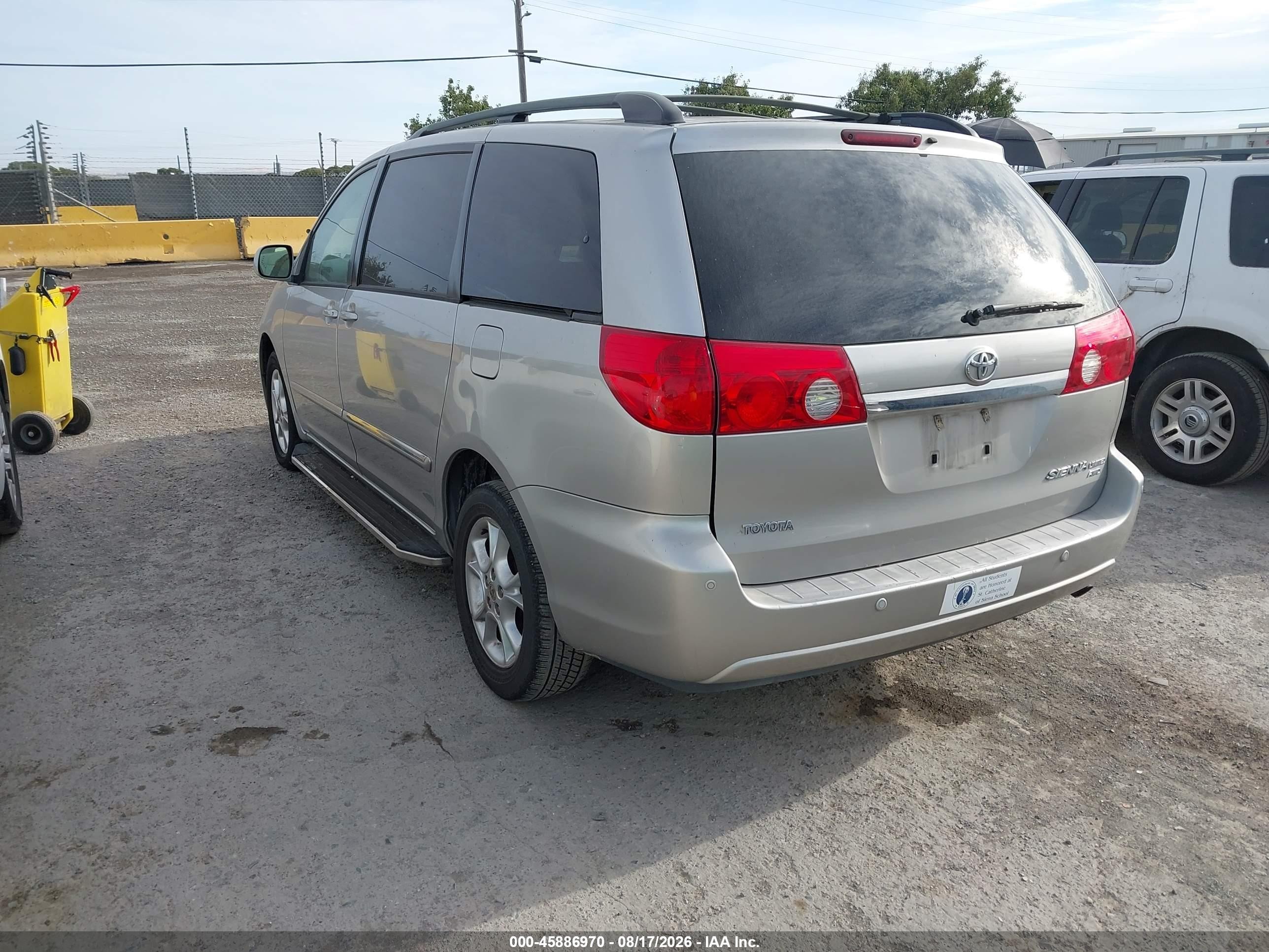 2006 Toyota Sienna Xle/xle Limited Silver vin: 5TDBA22C66S075610