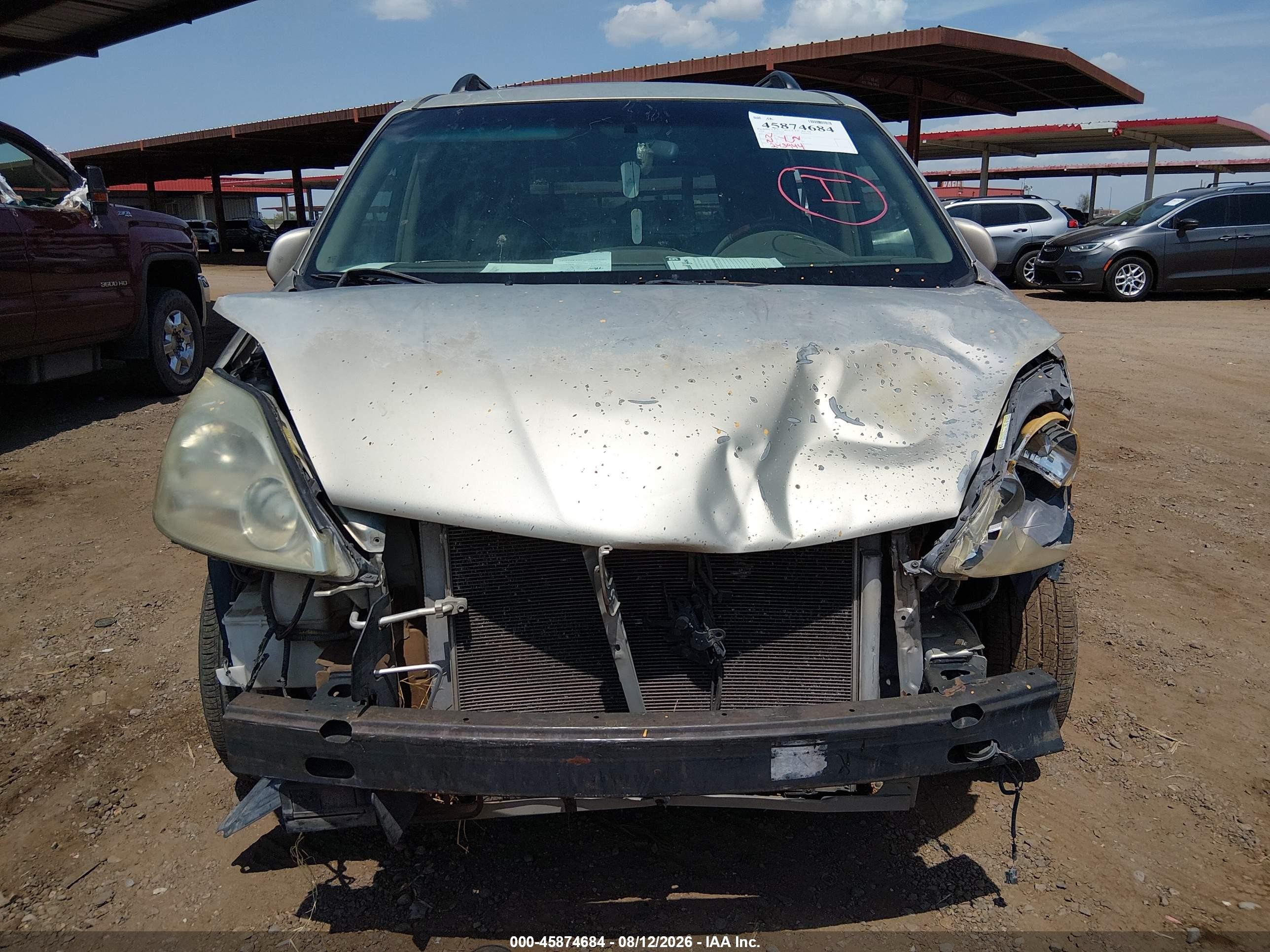 2004 Toyota Sienna Xle Limited Gold vin: 5TDBA22C74S018667