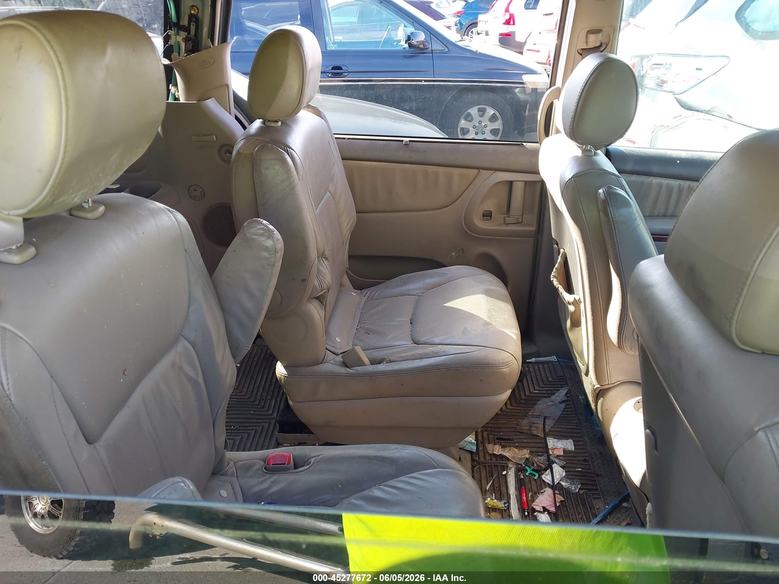 2005 Toyota Sienna Xle Limited Gold vin: 5TDBA22C75S047071