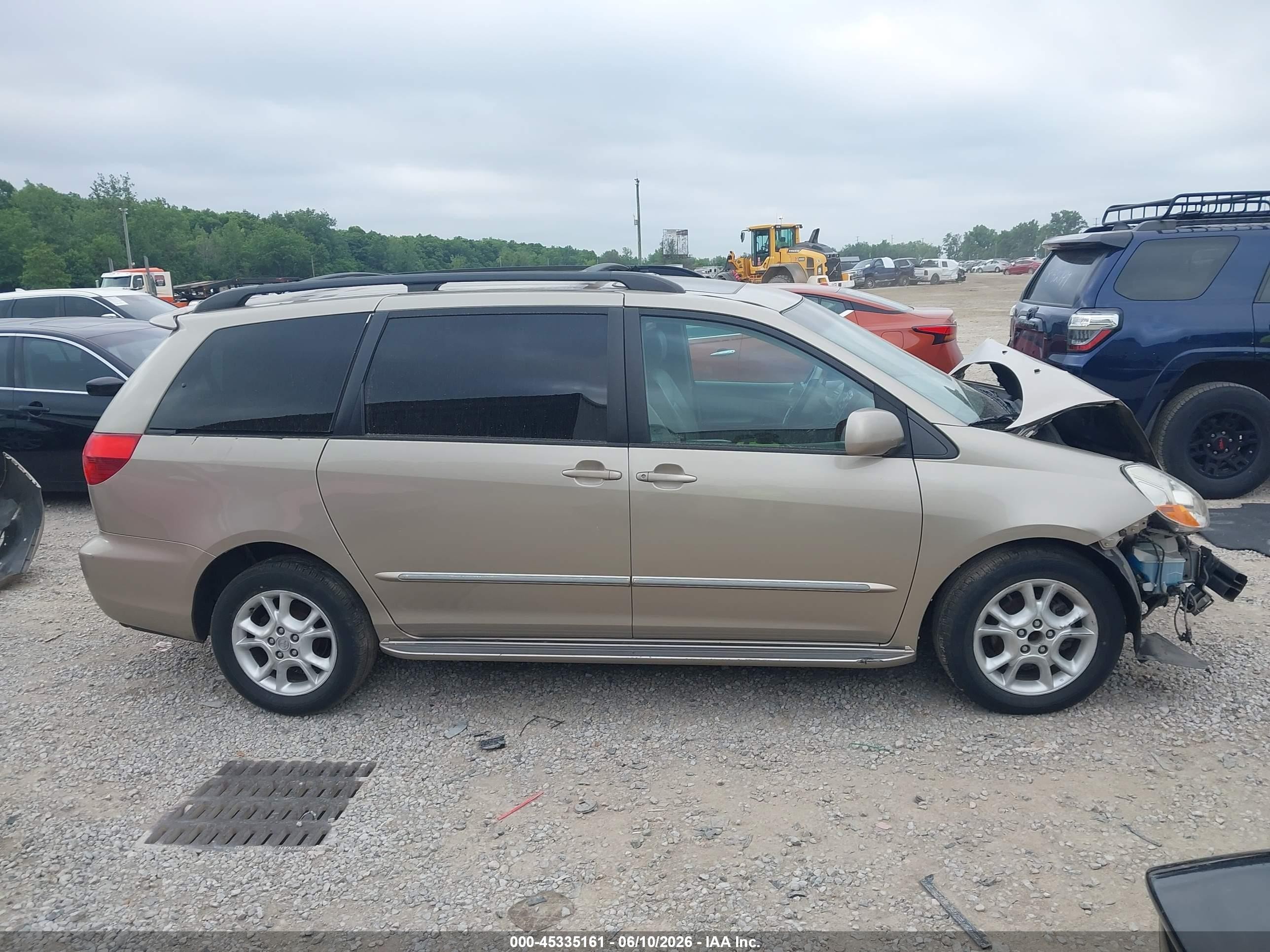2004 Toyota Sienna Xle Limited Tan vin: 5TDBA22C84S003367