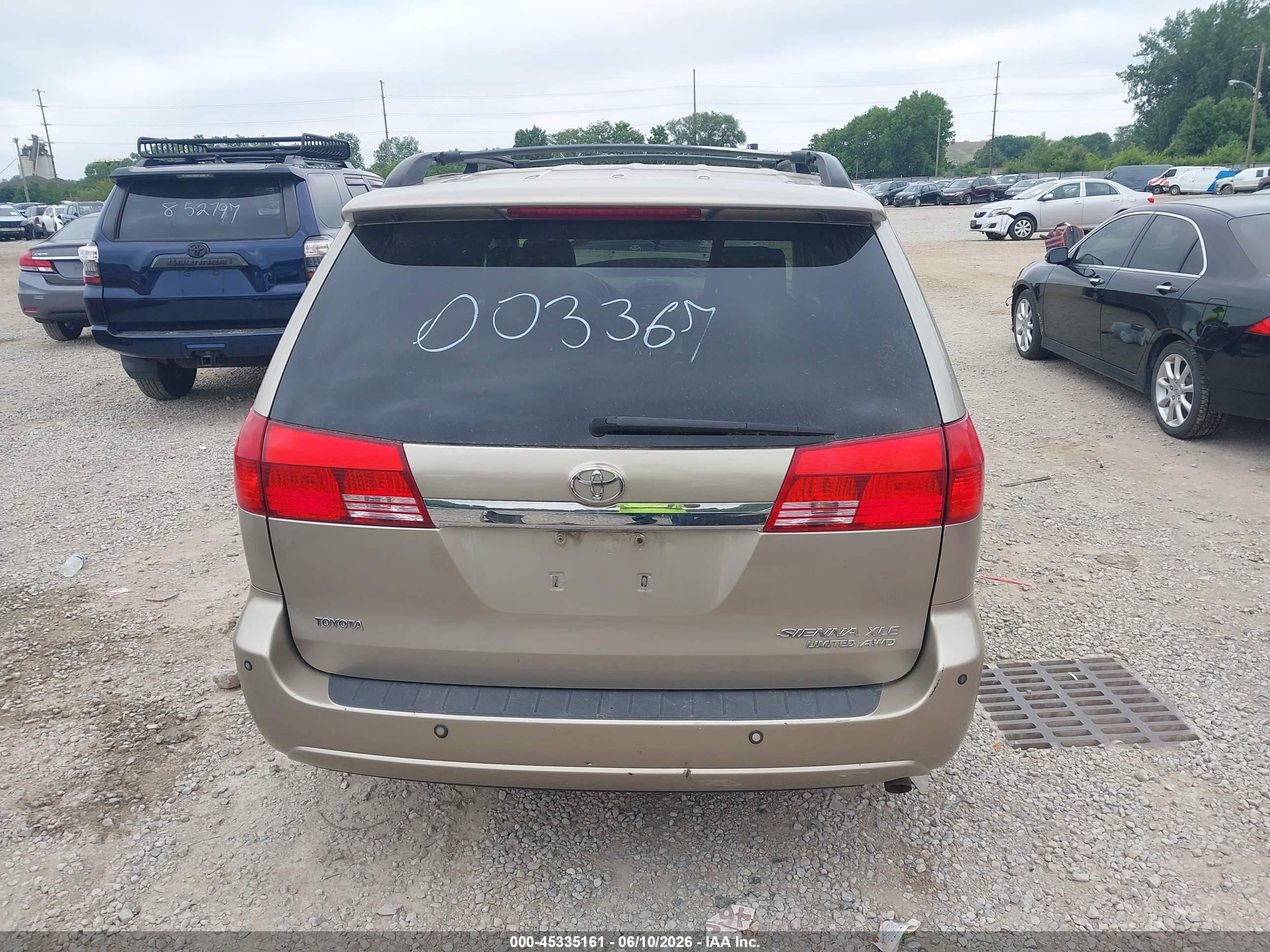 2004 Toyota Sienna Xle Limited Tan vin: 5TDBA22C84S003367