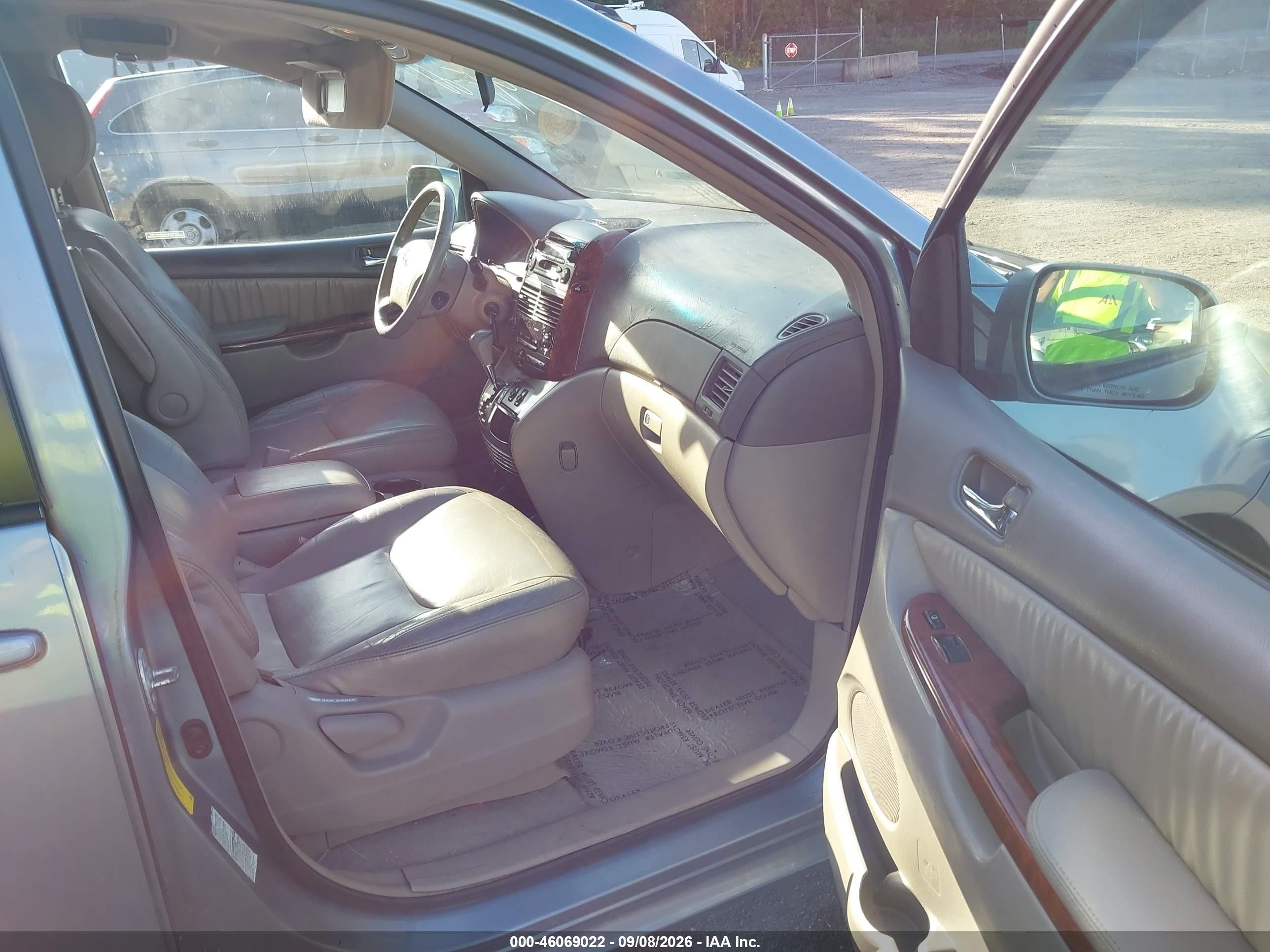 2004 Toyota Sienna Xle Синий vin: 5TDBA22C84S019195