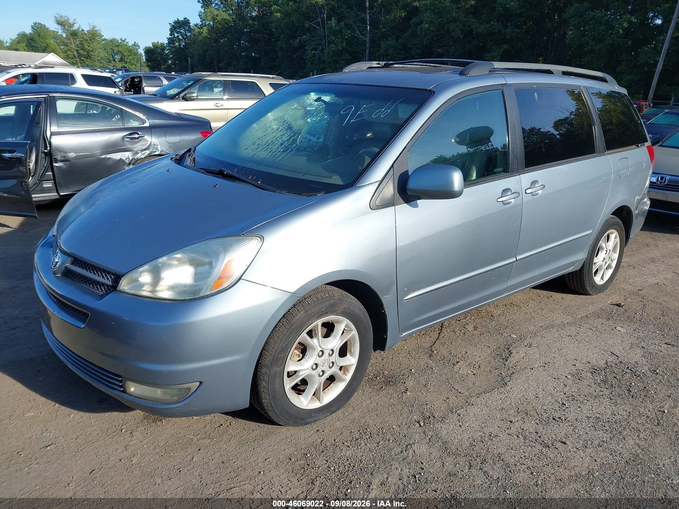 2004 Toyota Sienna Xle Синий vin: 5TDBA22C84S019195