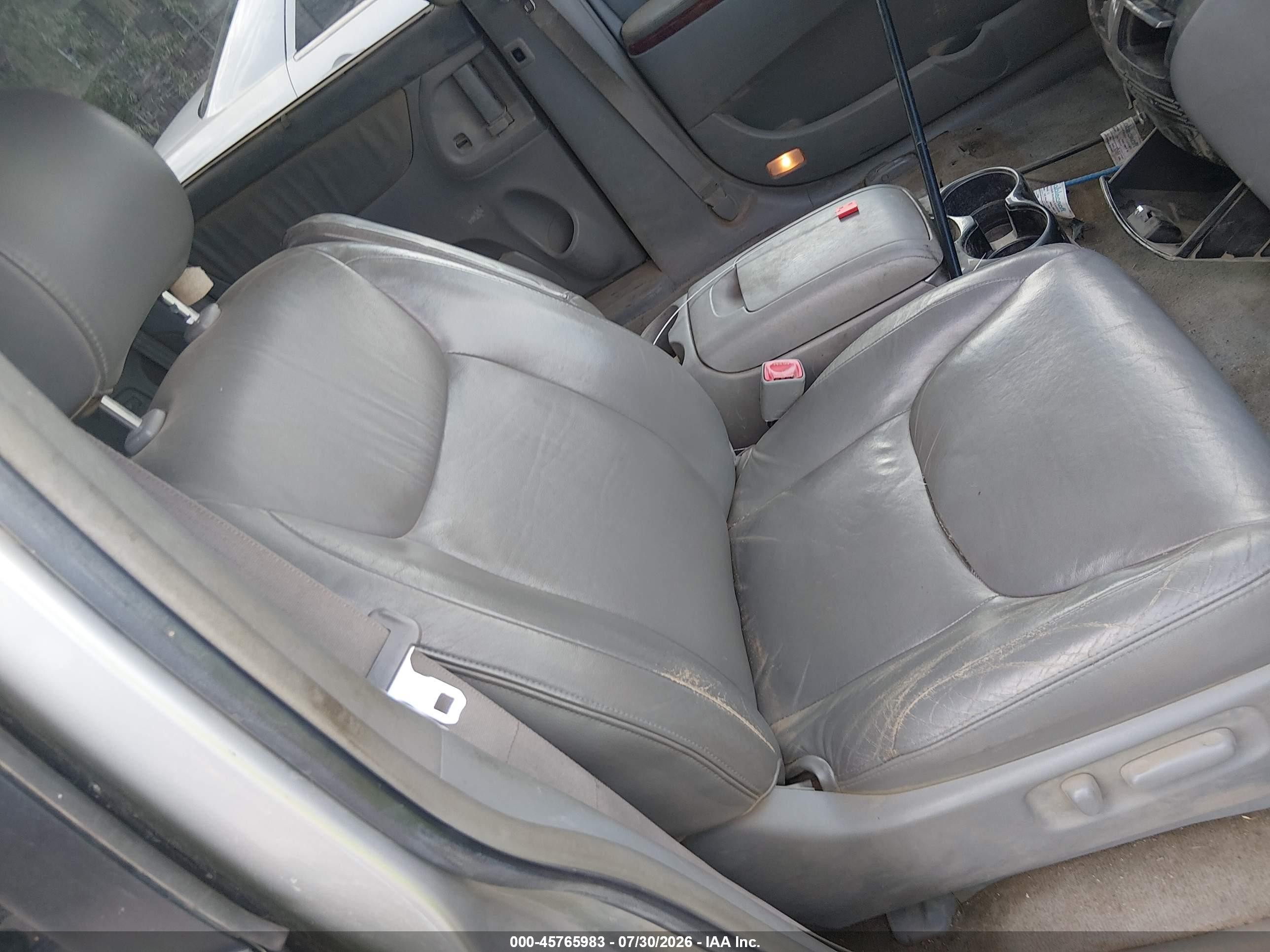 2005 Toyota Sienna Xle Limited Silver vin: 5TDBA22C85S036077