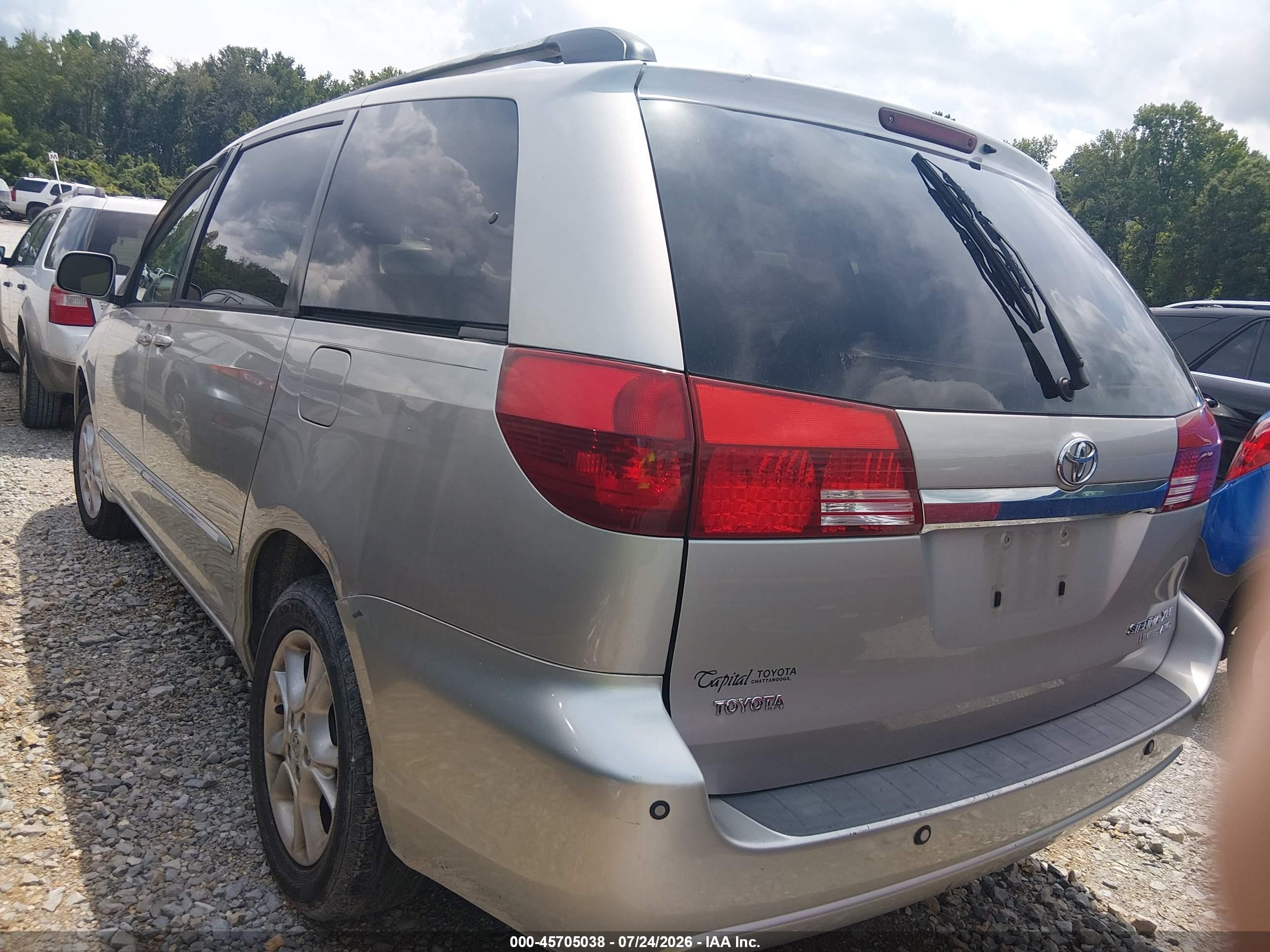 2005 Toyota Sienna Xle Limited Silver vin: 5TDBA22C85S047449