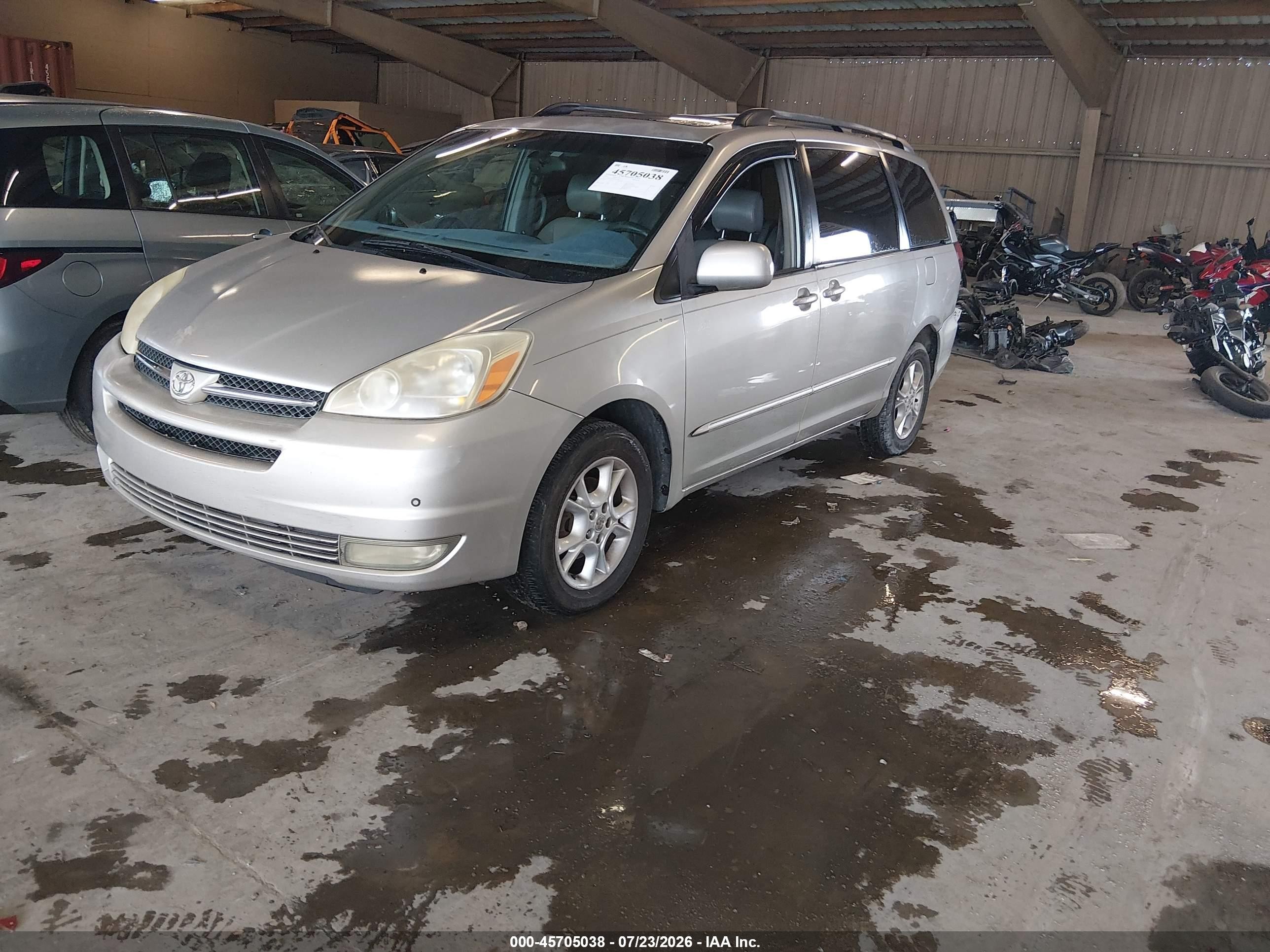 2005 Toyota Sienna Xle Limited Silver vin: 5TDBA22C85S047449