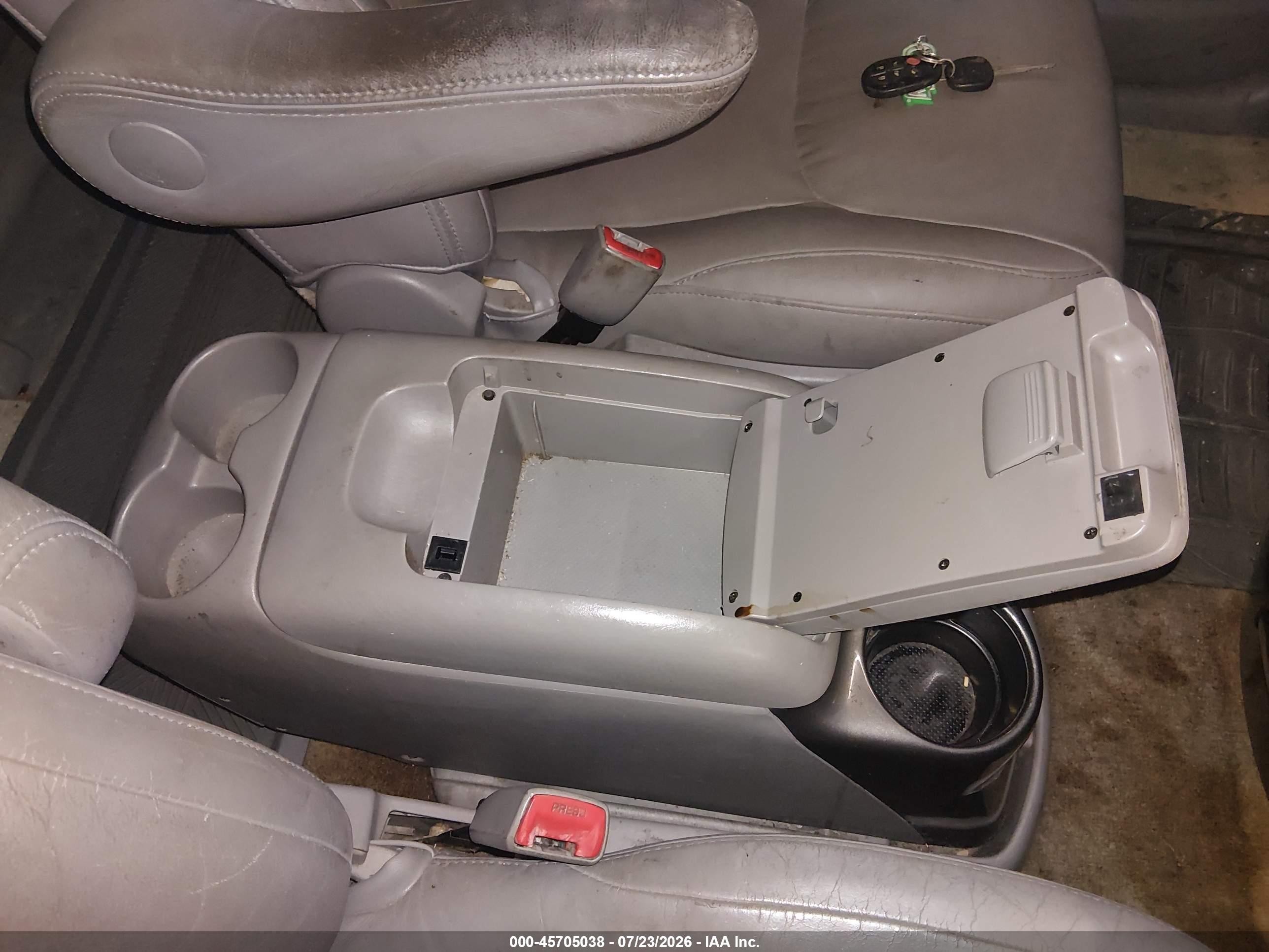 2005 Toyota Sienna Xle Limited Silver vin: 5TDBA22C85S047449