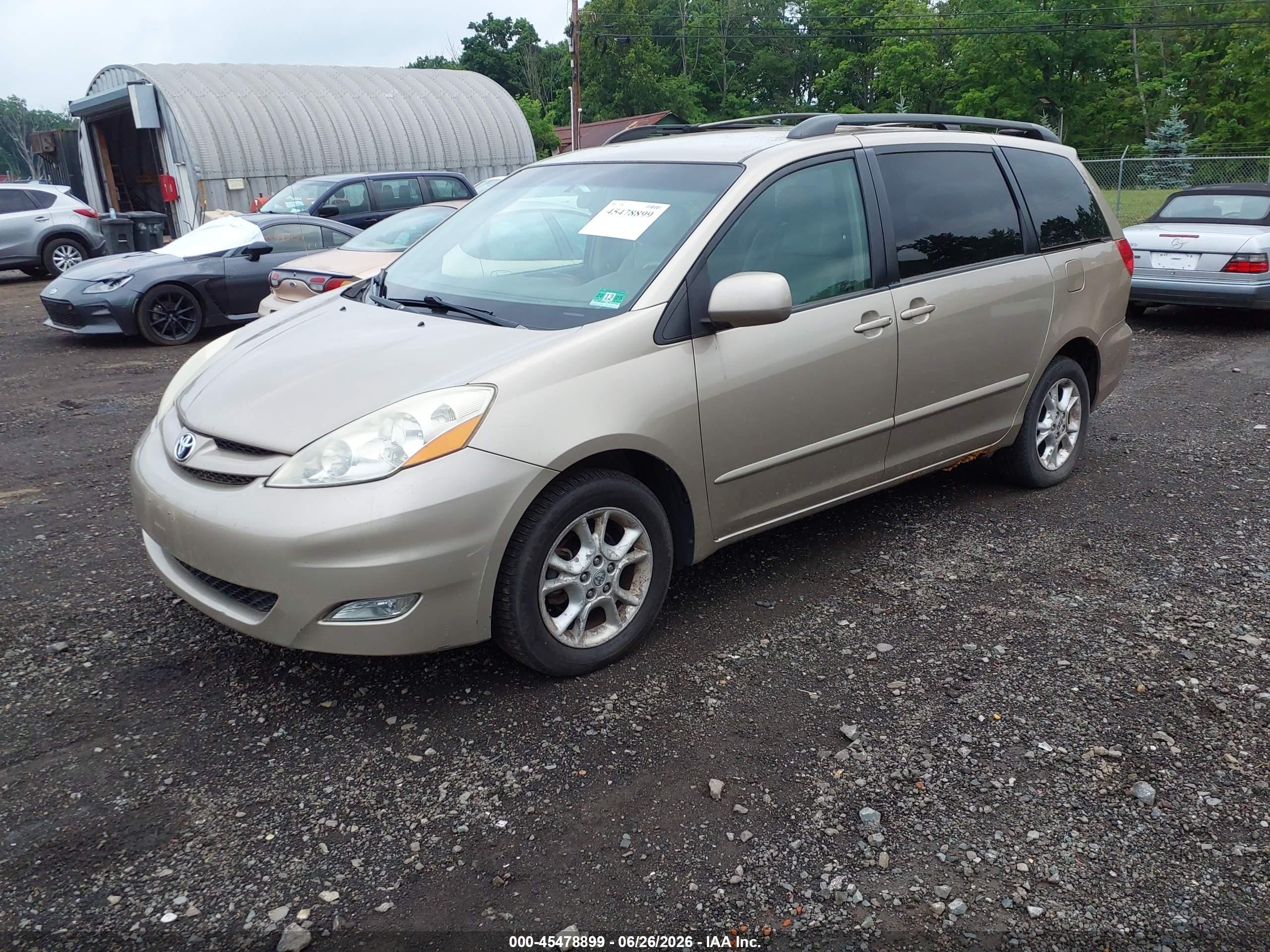 2006 Toyota Sienna Xle Champagne vin: 5TDBA22C86S055374