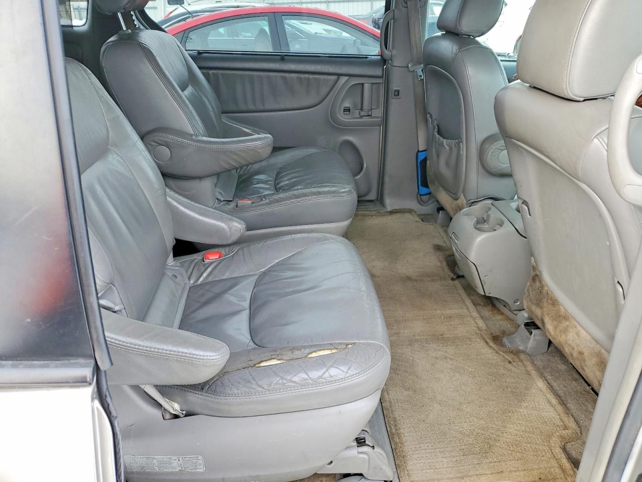 2006 Toyota Sienna Xle Серебряный vin: 5TDBA22C86S060431