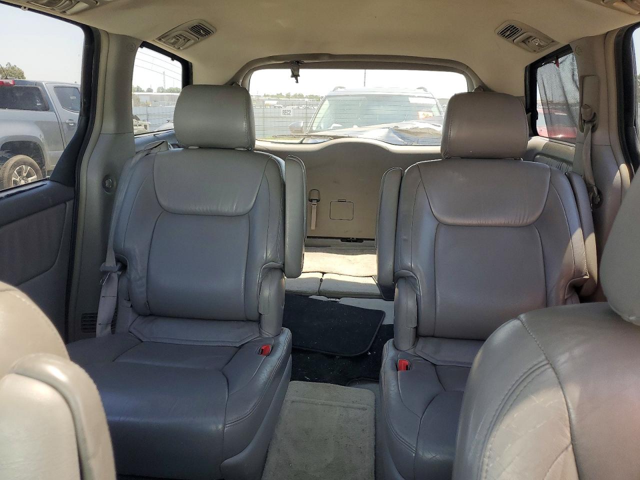 2004 Toyota Sienna Xle Limited 7 Passenger White vin: 5TDBA22C94S014989